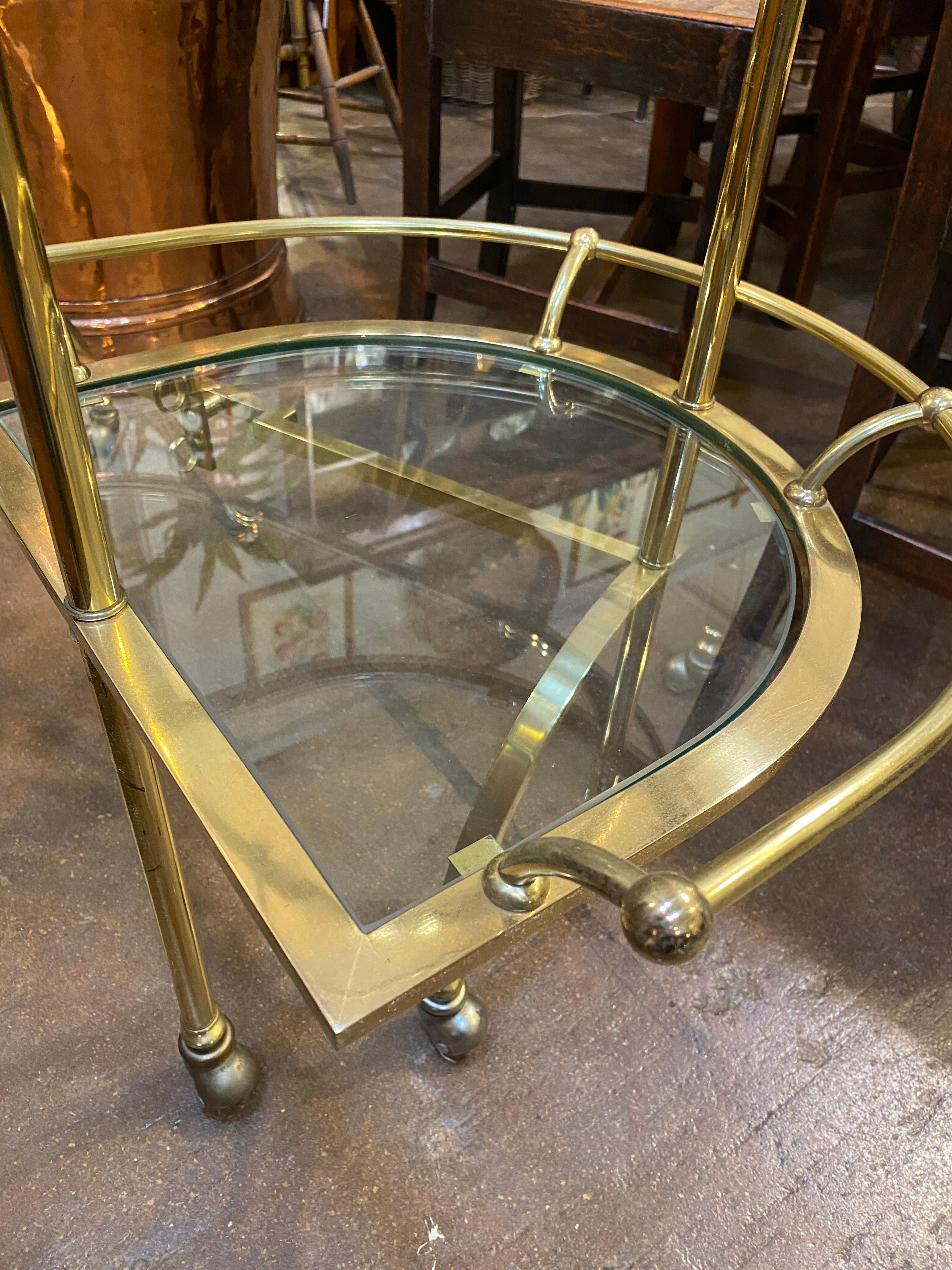 Italian Mid-Century Drinks Trolley of Brass and Glass with Extending Sides 3