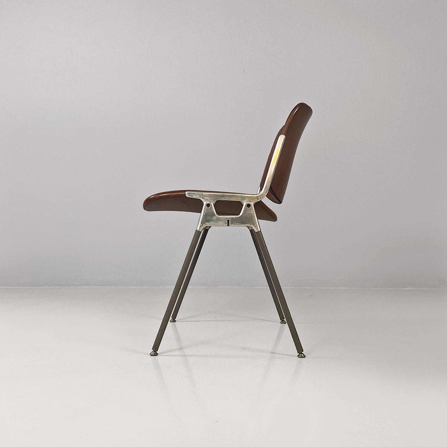 Italian mid-century DSC chair by Giancarlo Piretti for Anonima Castelli, 1970s In condizioni discrete a MIlano, IT