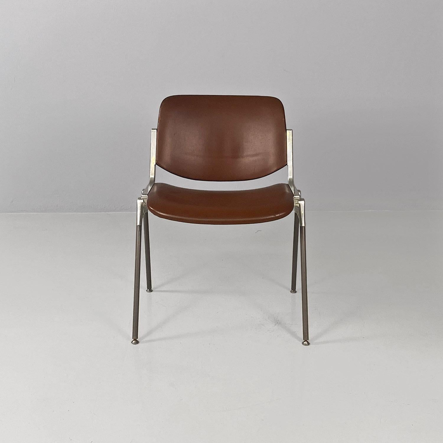 Italiano Italian mid-century DSC chairs by Giancarlo Piretti for Anonima Castelli, 1970s