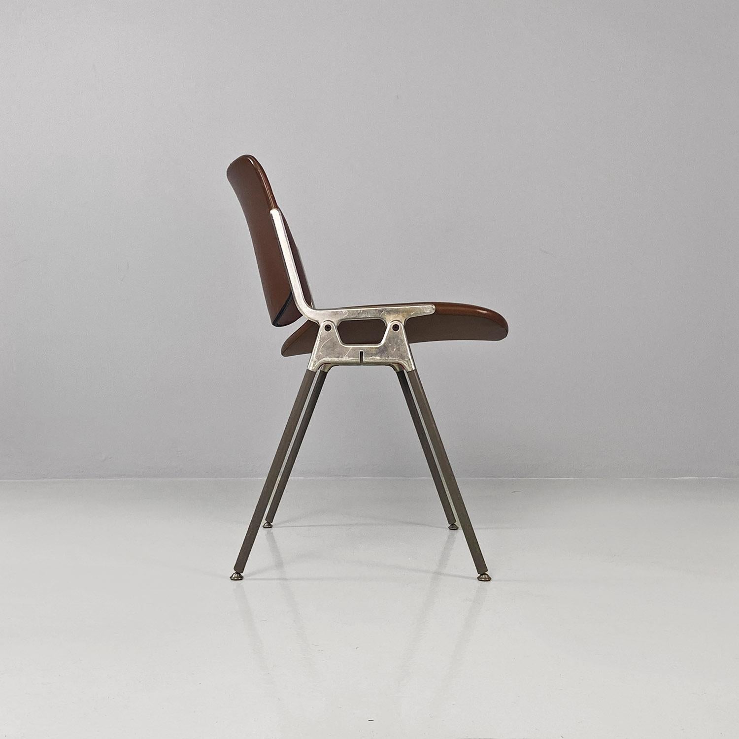 Metà XX secolo Italian mid-century DSC chairs by Giancarlo Piretti for Anonima Castelli, 1970s