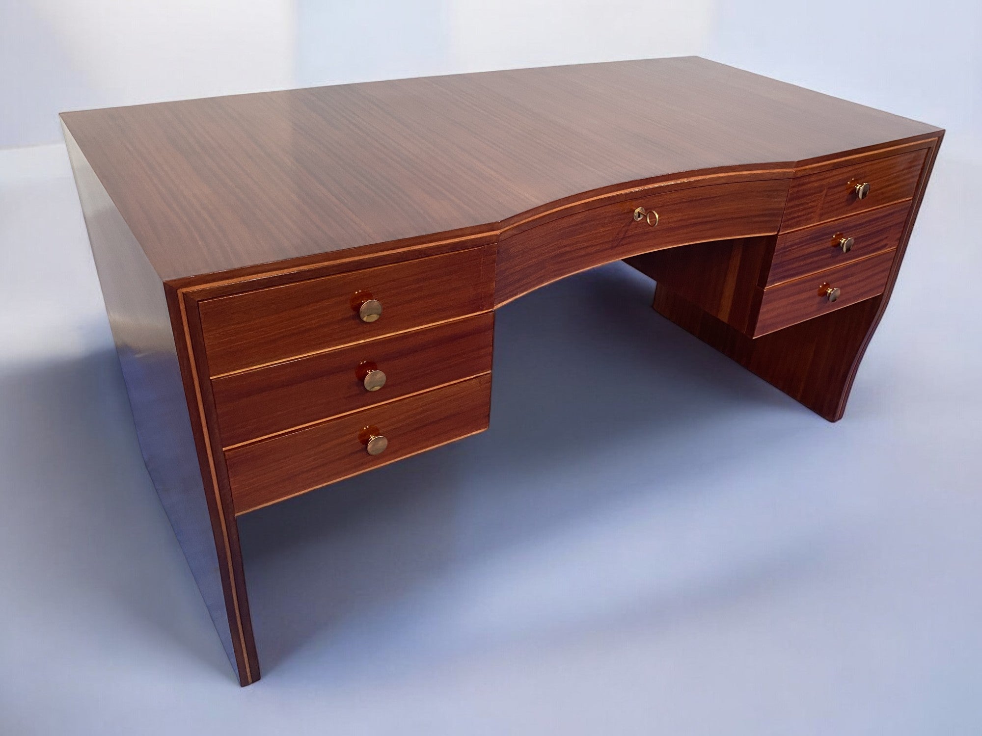 Art Déco Italian Mid-Century Executive Table Desk  designed by Osvaldo Borsani, 1940 in vendita
