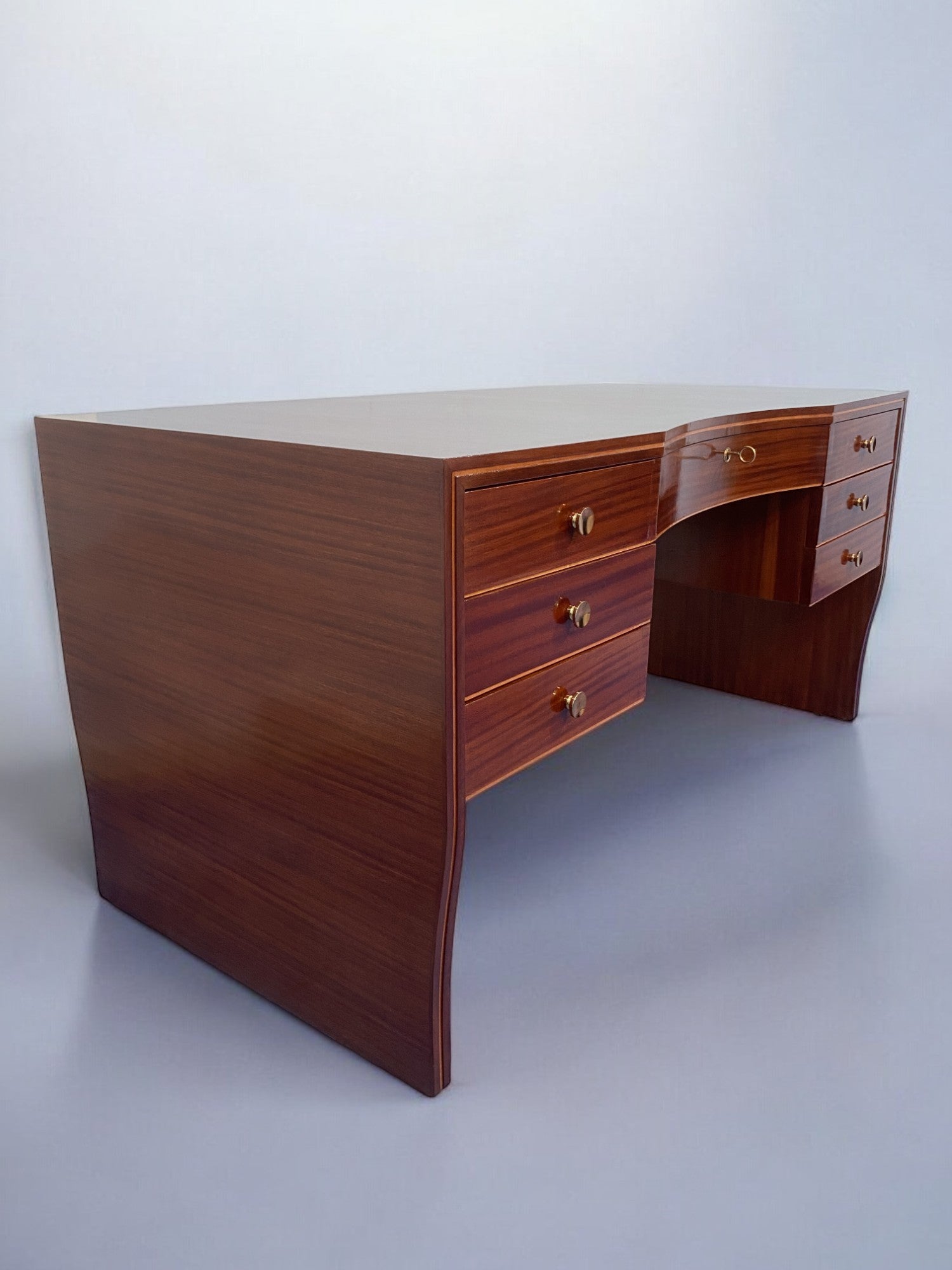 Altro Italian Mid-Century Executive Table Desk  designed by Osvaldo Borsani, 1940 in vendita