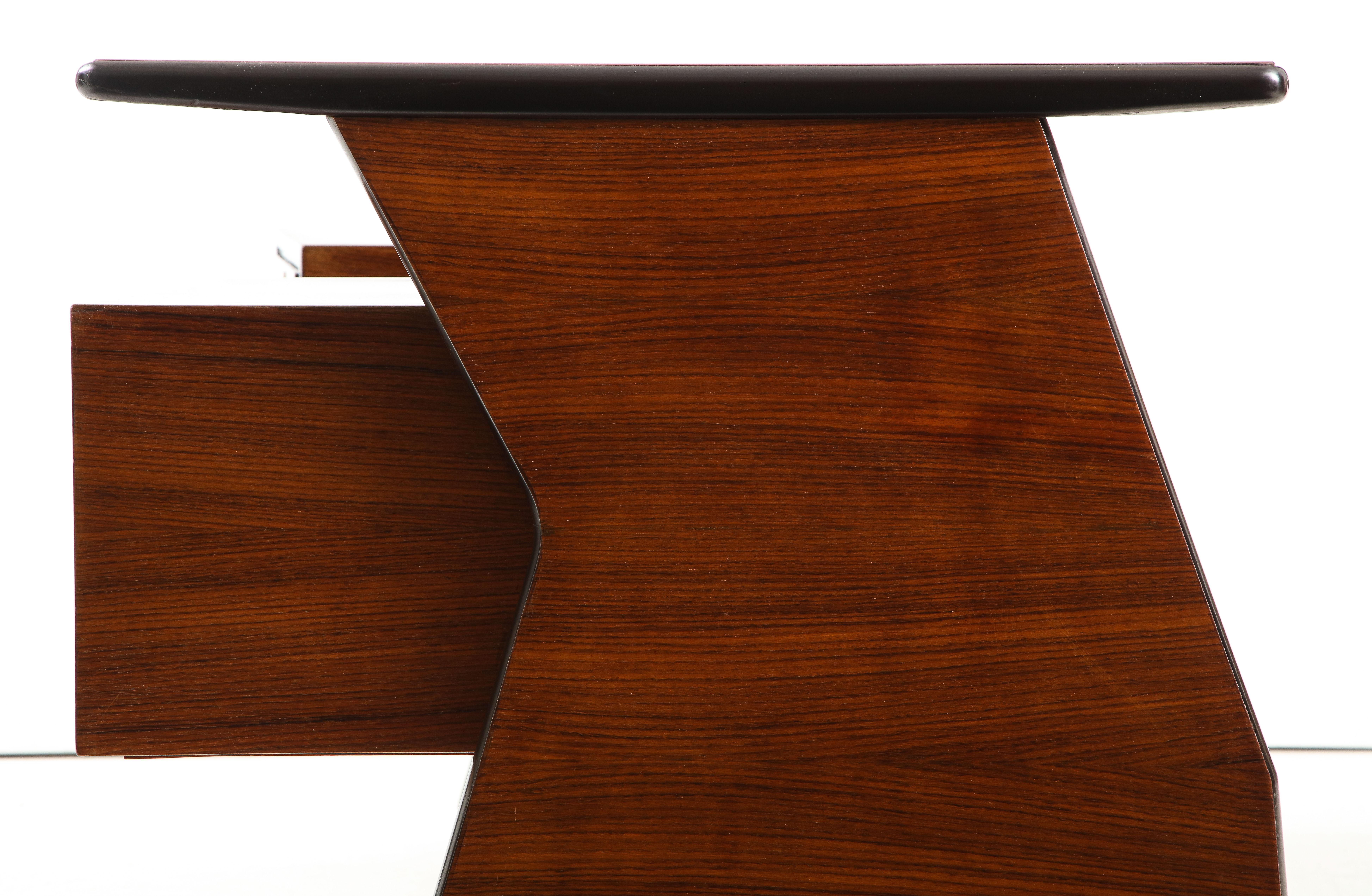 Italian Midcentury Executive Walnut and Glass Desk by Vittorio Dassi 5
