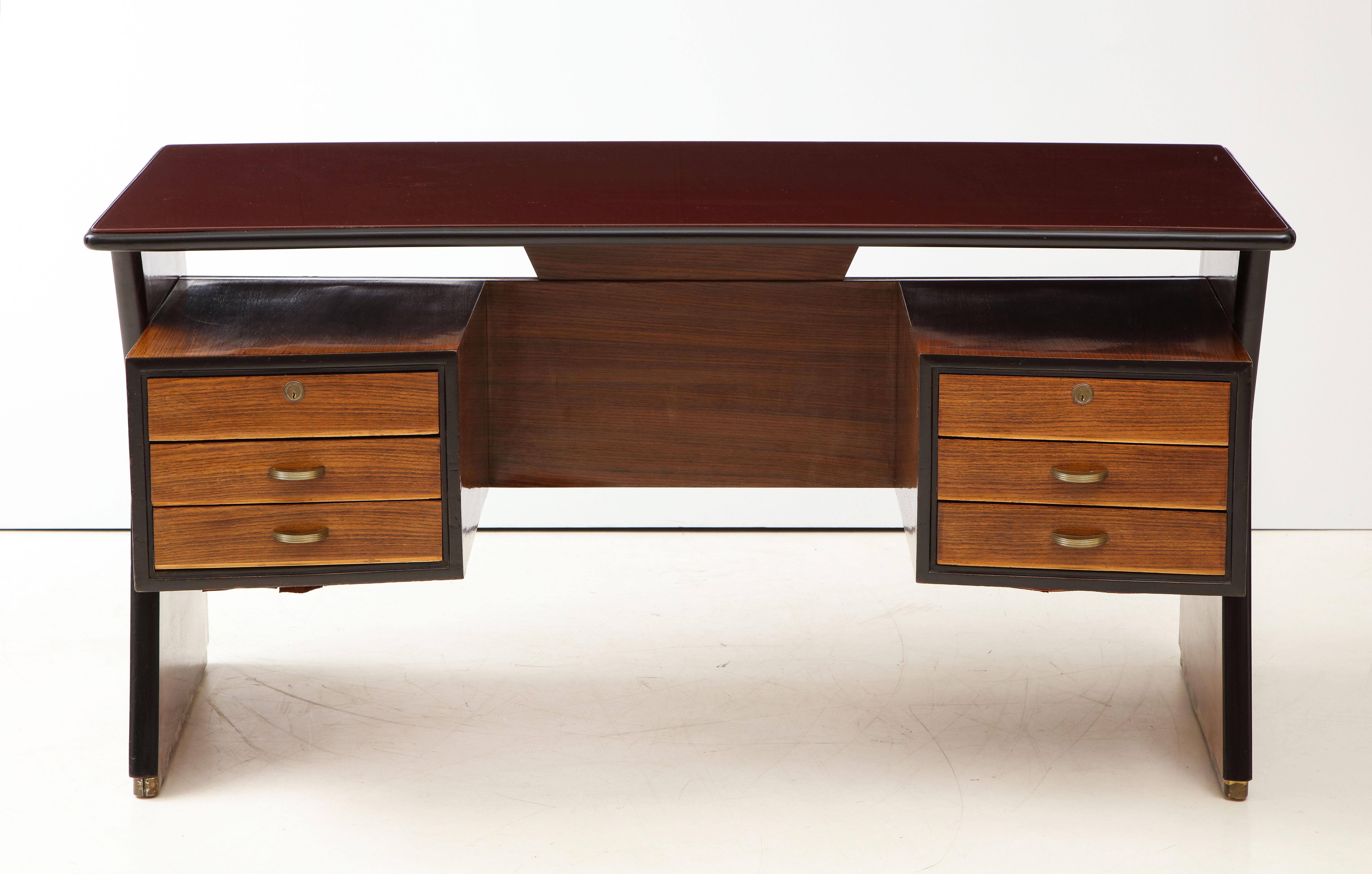 Mid-Century Modern Italian Midcentury Executive Walnut and Glass Desk by Vittorio Dassi