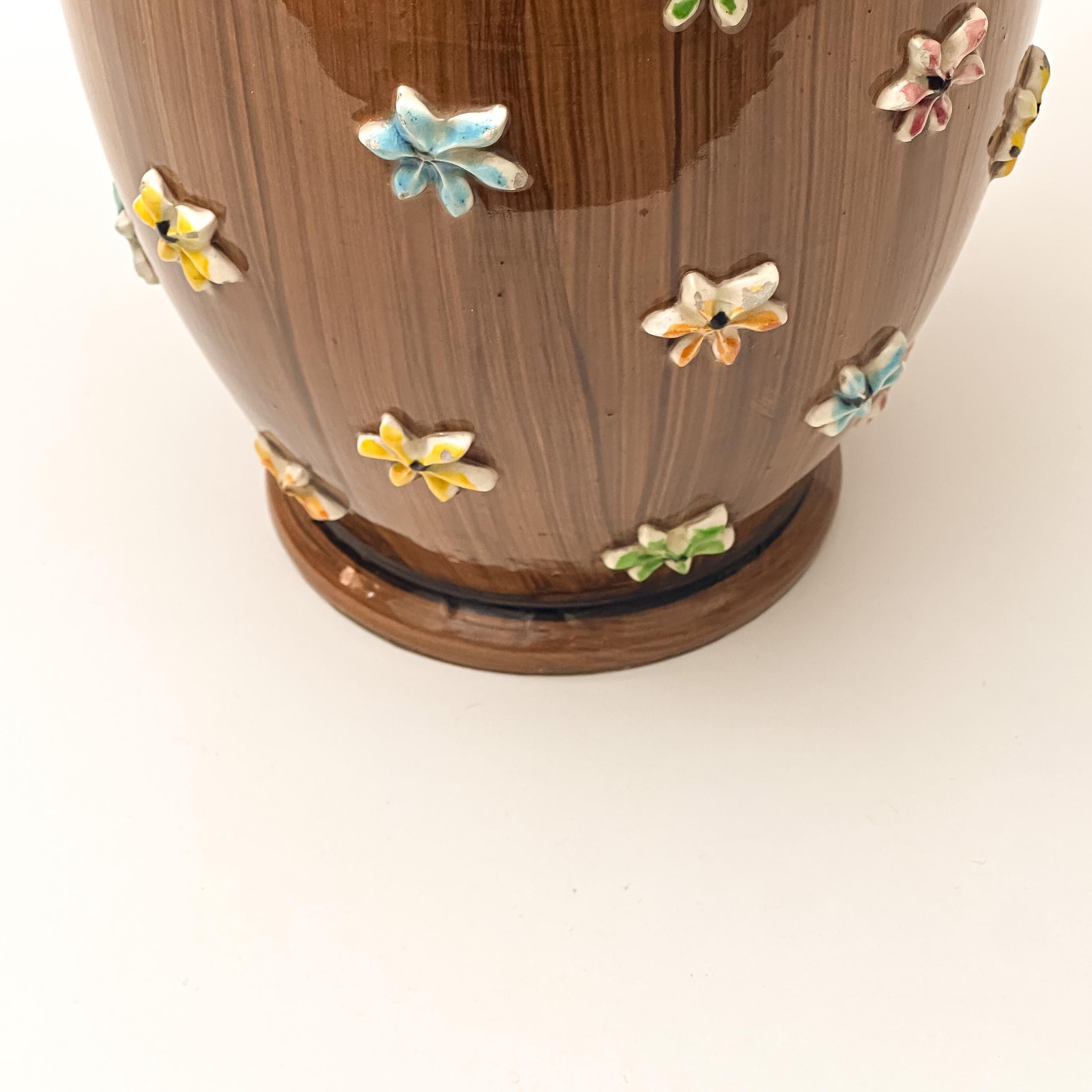 Italian Mid-Century, Faux Bois, Double-Handled Urn Vase by Fratelli Fanciullacci In Good Condition In Glasgow, GB