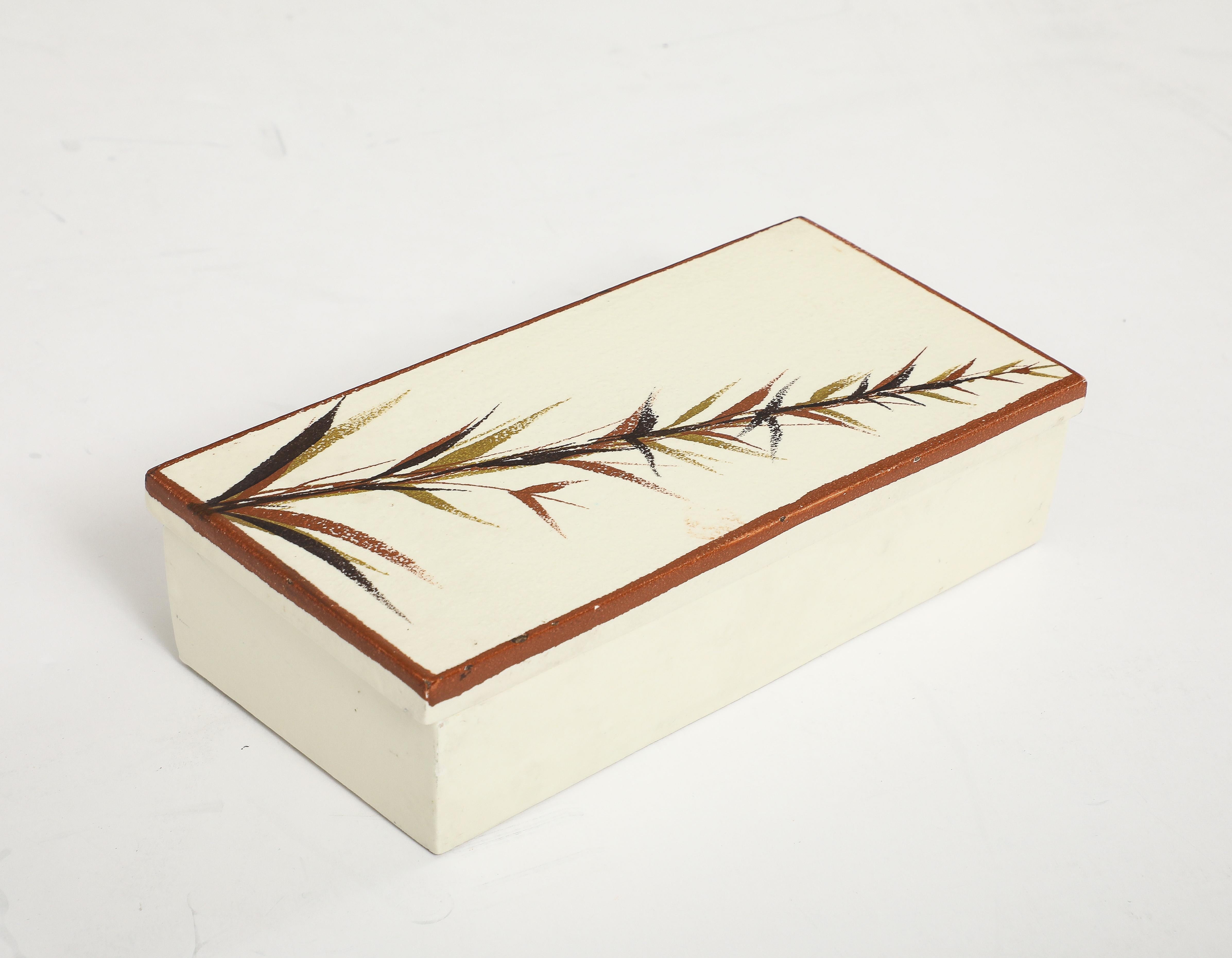 Mid-Century Modern Italian Mid Century Fern Ceramic Box For Sale