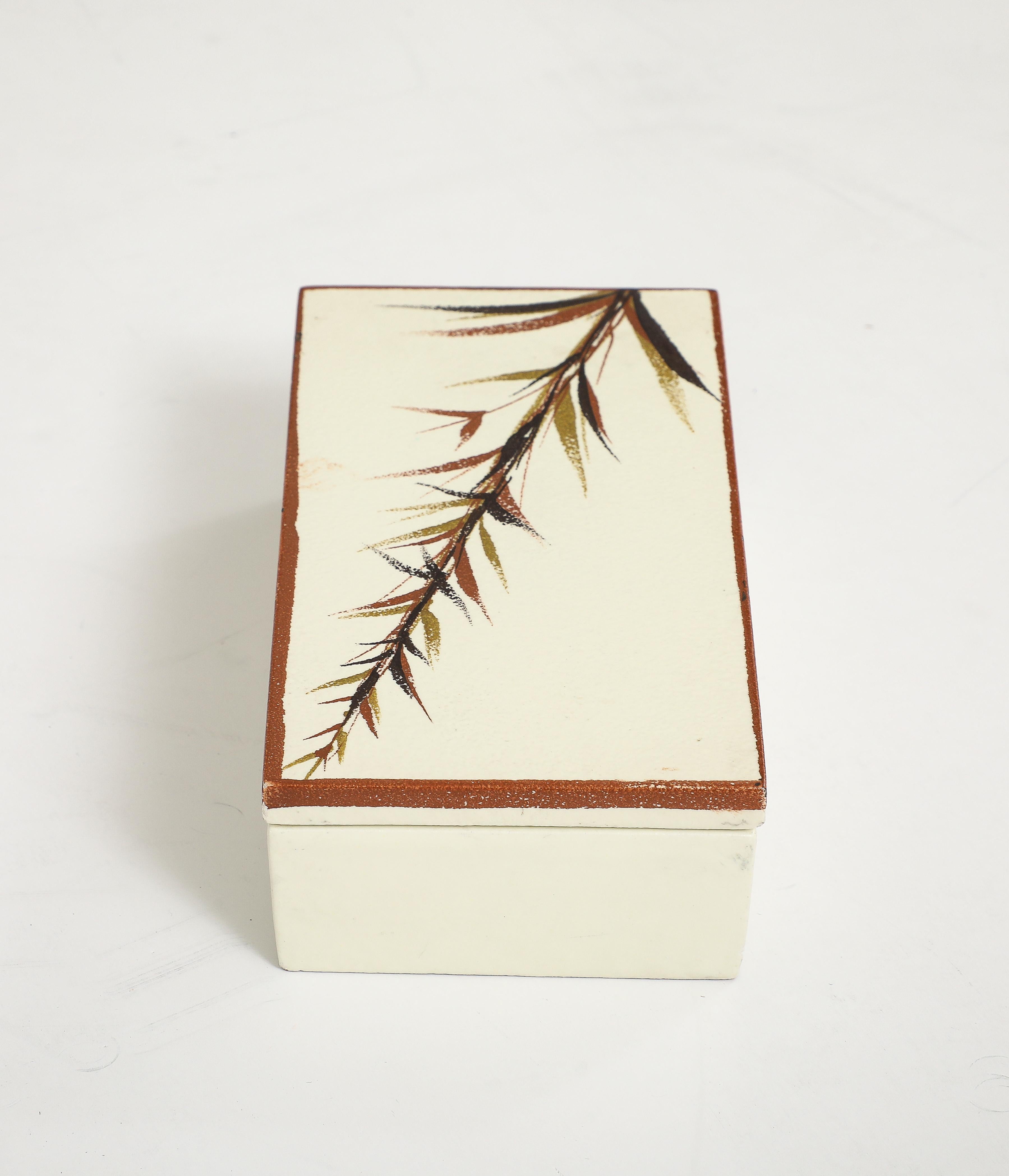 20th Century Italian Mid Century Fern Ceramic Box For Sale