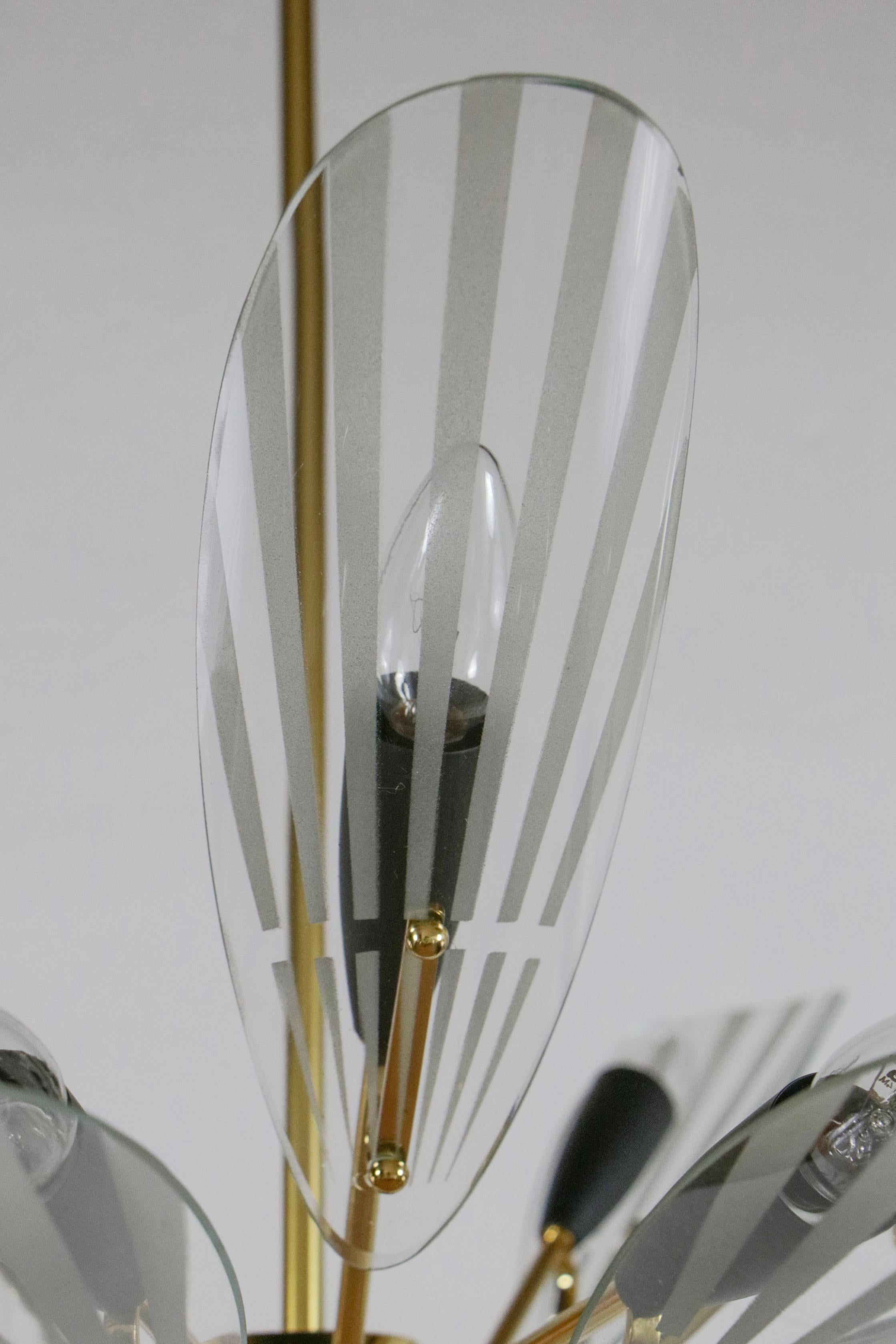 Italian Mid Century Fifteen Ligths Chandelier Fontana Arte Style, 1950 For Sale 2