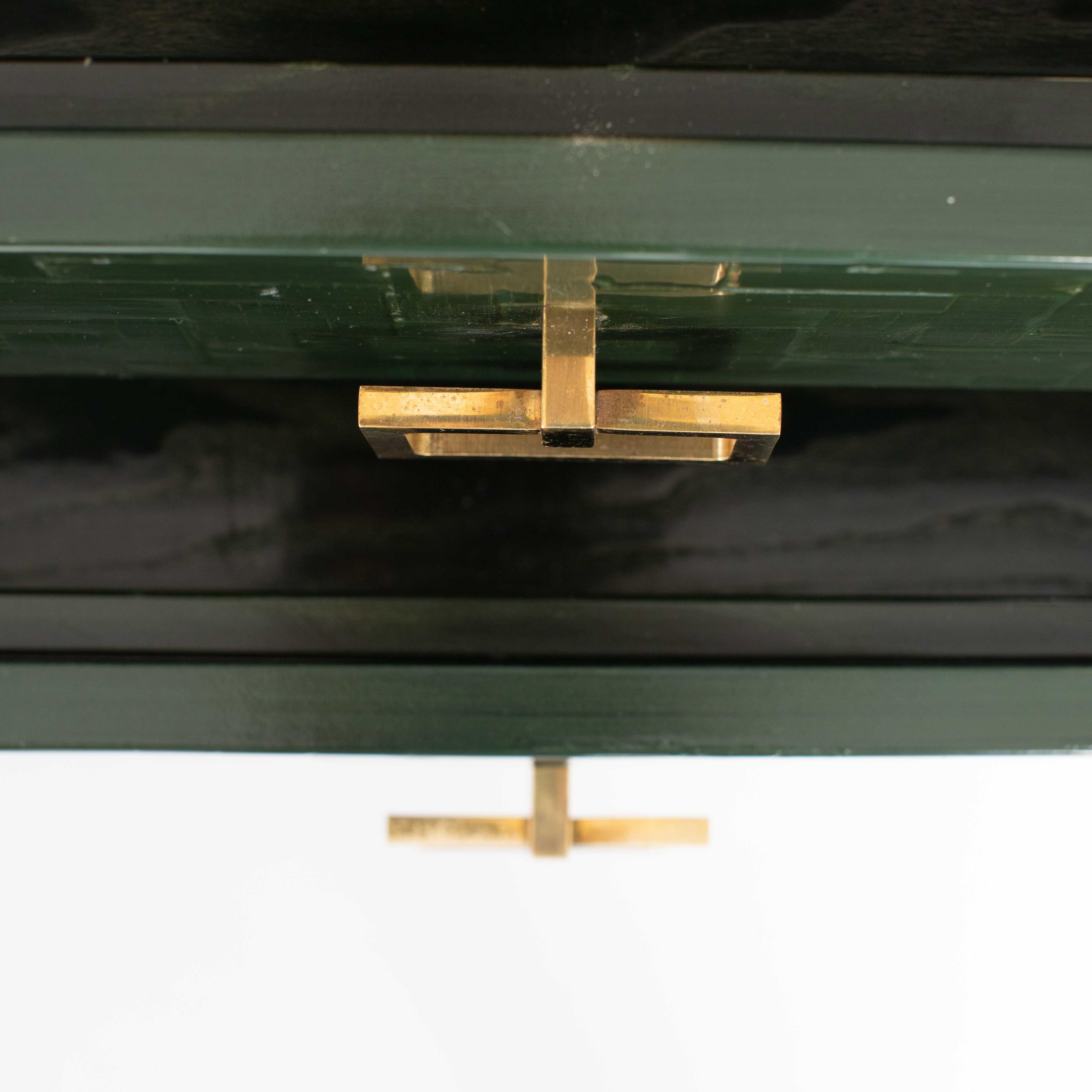 Coffre italien du milieu du siècle en Wood Wood Greene & Greene avec quincaillerie en laiton 1960s en vente 9