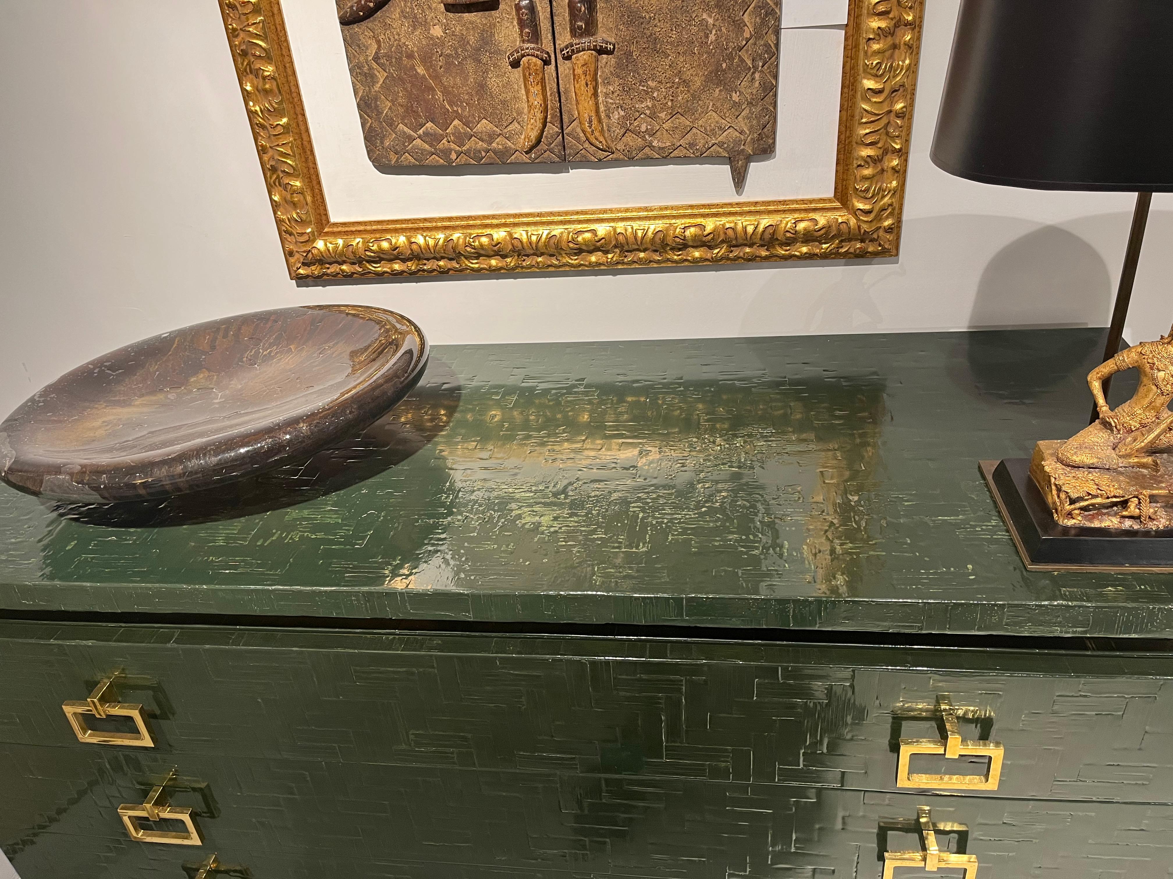 Coffre italien du milieu du siècle en Wood Wood Greene & Greene avec quincaillerie en laiton 1960s en vente 11