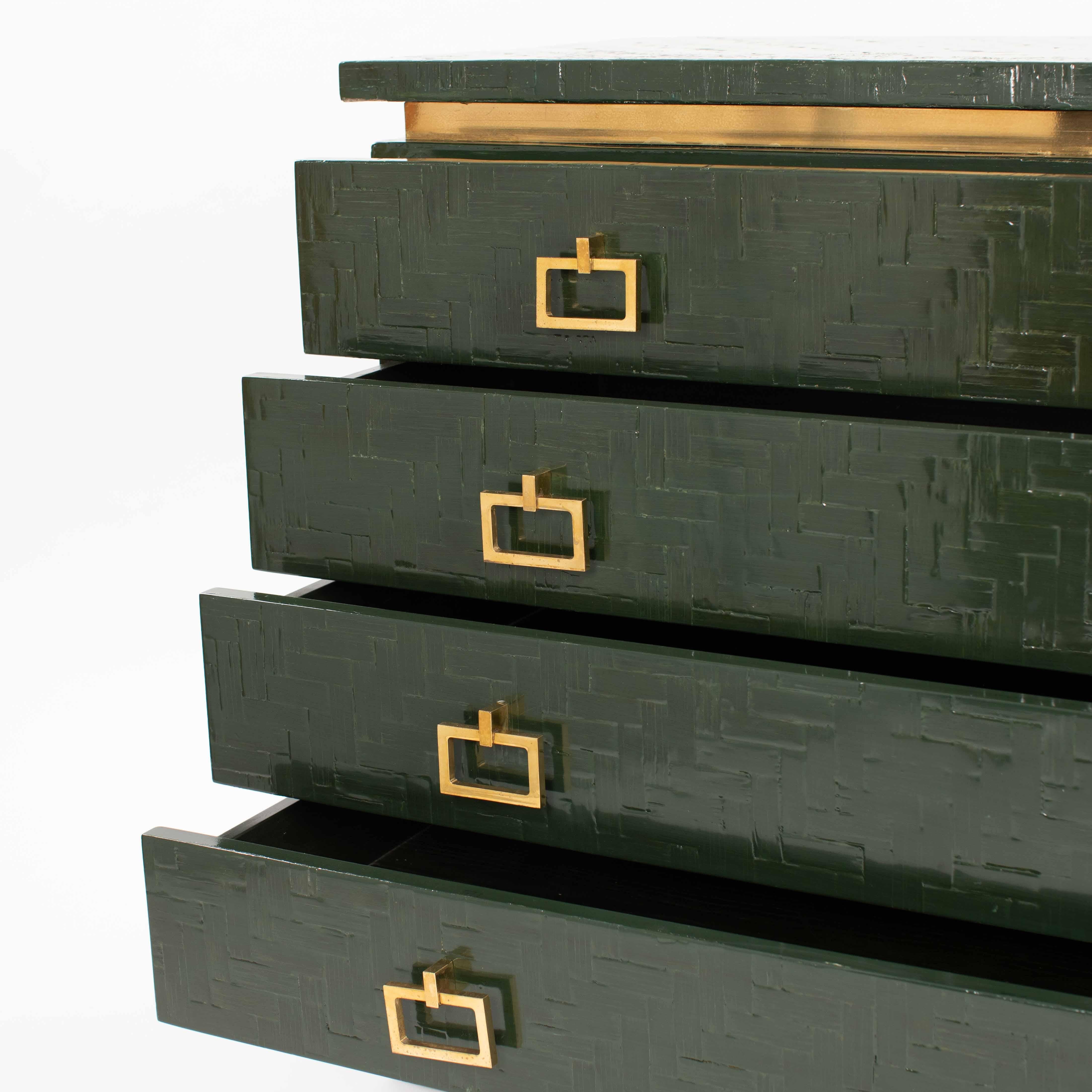 Coffre italien du milieu du siècle en Wood Wood Greene & Greene avec quincaillerie en laiton 1960s en vente 2