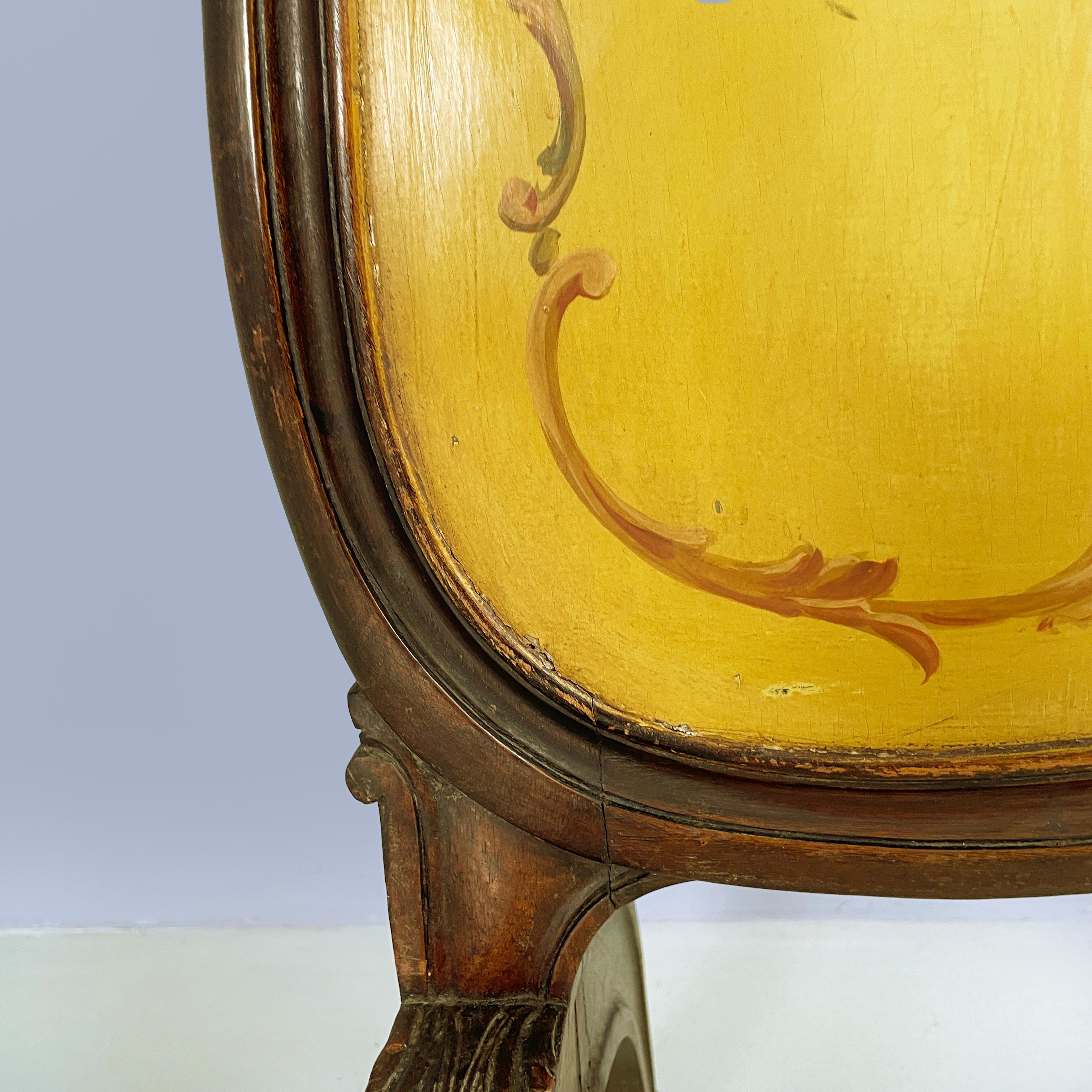 Italian mid-century Fire screen in crafted wood with floral decorations, 1940s For Sale 8