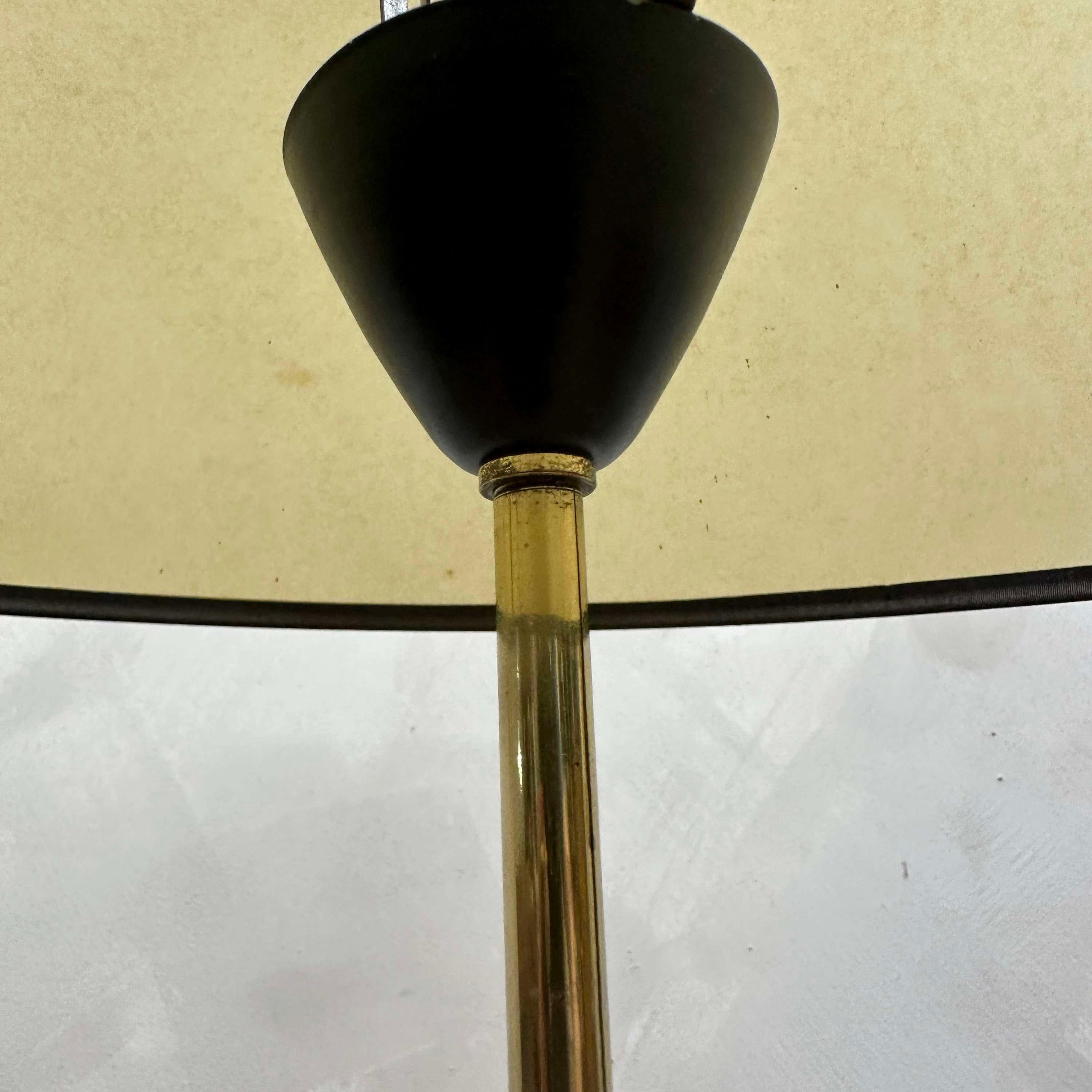 Italian Mid Century Floor Lamp attributed to Stilnovo For Sale 2