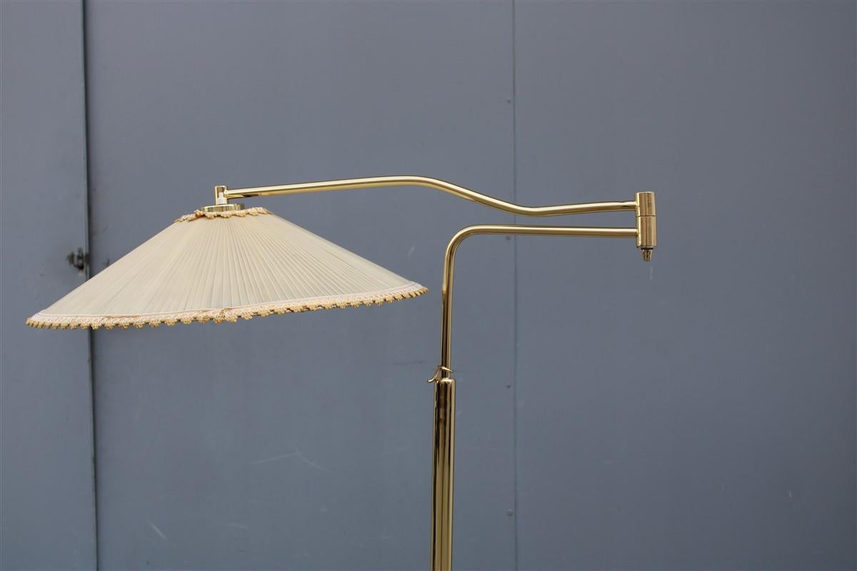 parts of a floor lamp