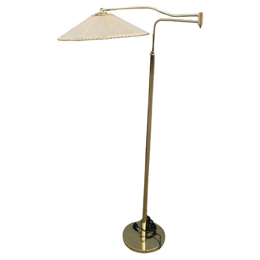 Italian Mid-century Floor lamp Brass parts extensible