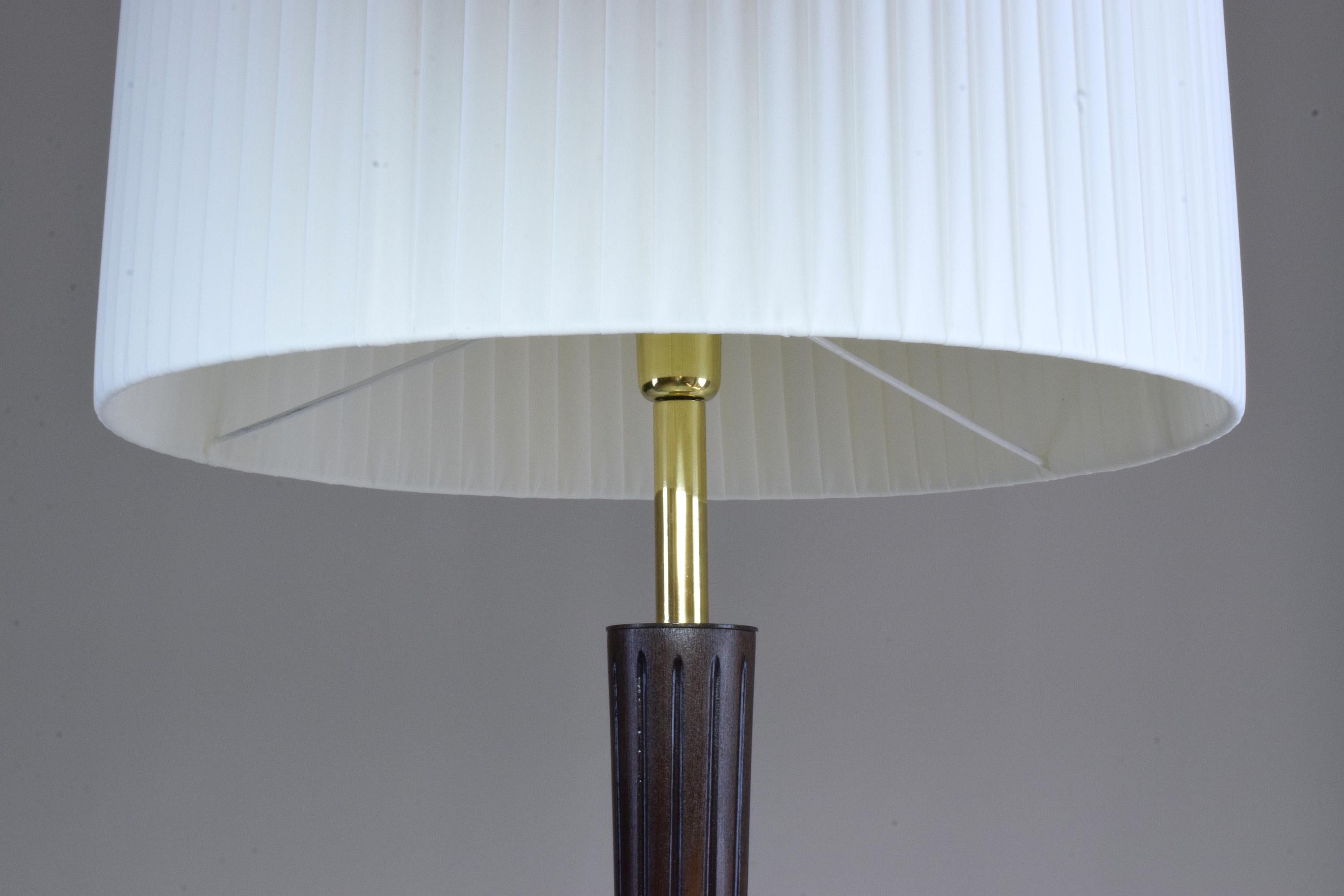 Italian Midcentury Floor Lamp Attributed to Fontana Arte, 1940's  4