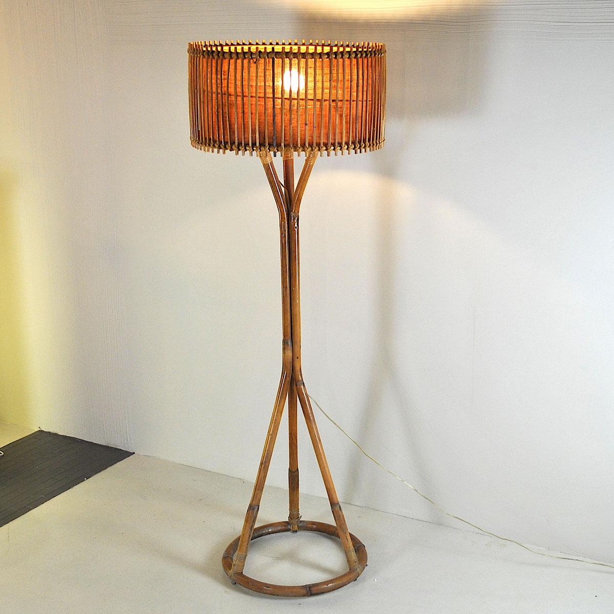 Italian Midcentury Floor Lamp in Bamboo 8
