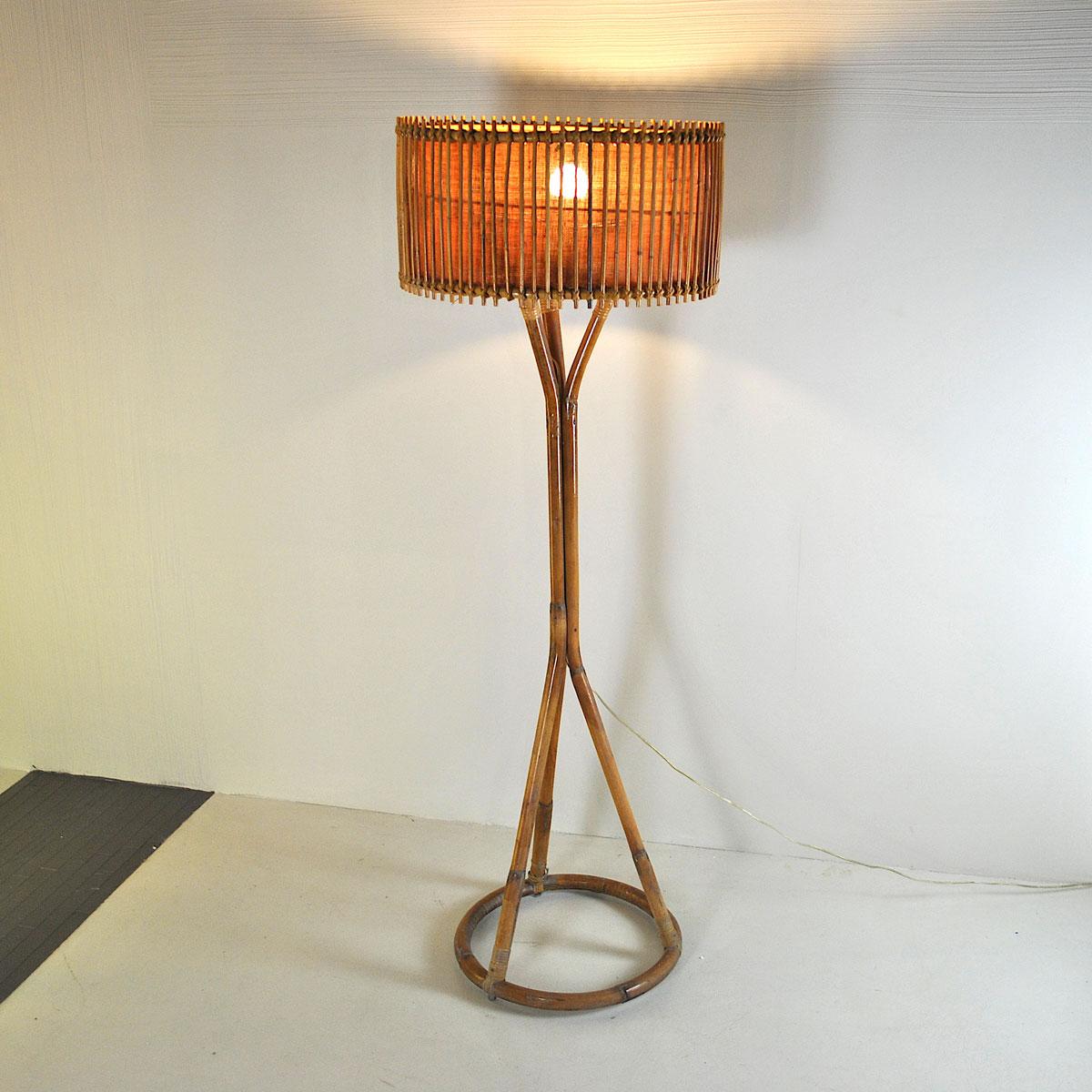 Italian Midcentury Floor Lamp in Bamboo 9