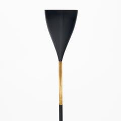 Italian Mid-Century Floor Lamp in the manner of Stilnovo