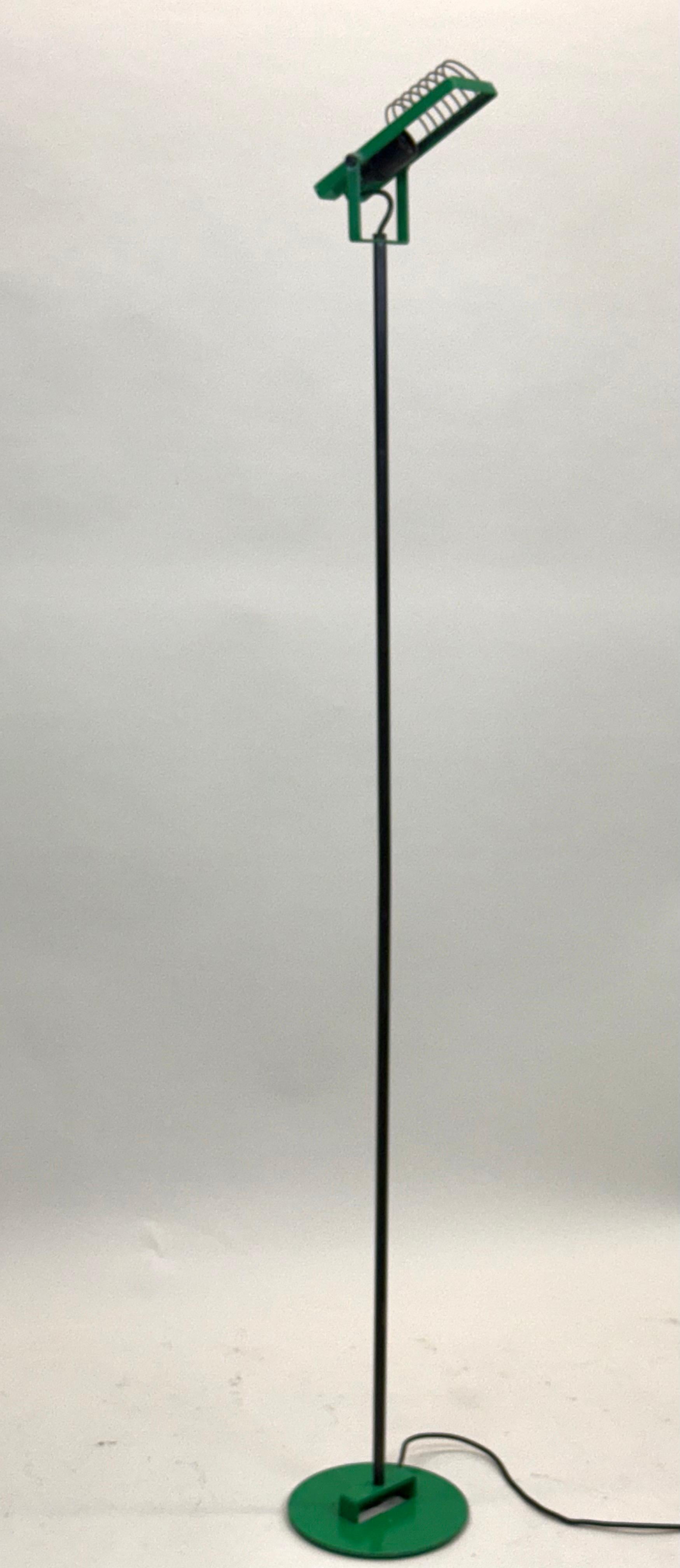 An Iconic Italian Mid-Century Modern Floor Lamp known as 'Sintesi Terra' by Ernesto Gismondi for Artemide, Italy, 1976. This innovative light in green and black enameled steel pioneered the 