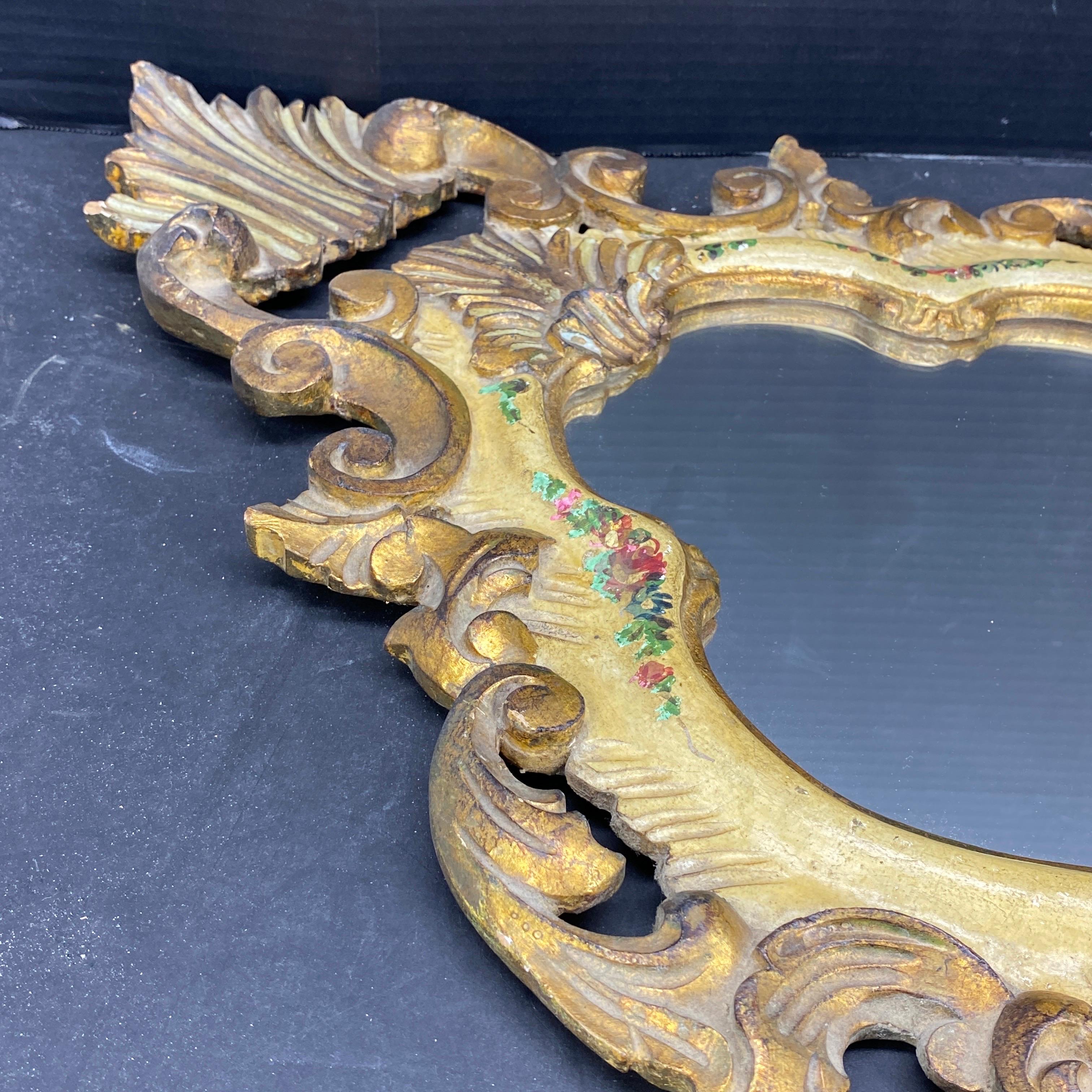 Italiano Specchio da parete in legno dorato, anni '50, Florentine, metà del secolo scorso in vendita