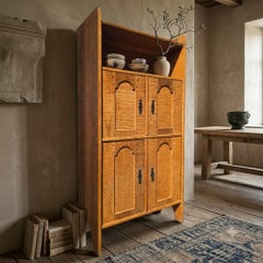 Italian Mid-Century Four-Door Cabinet in Quarter-Sawn Oak, circa 1950-1960