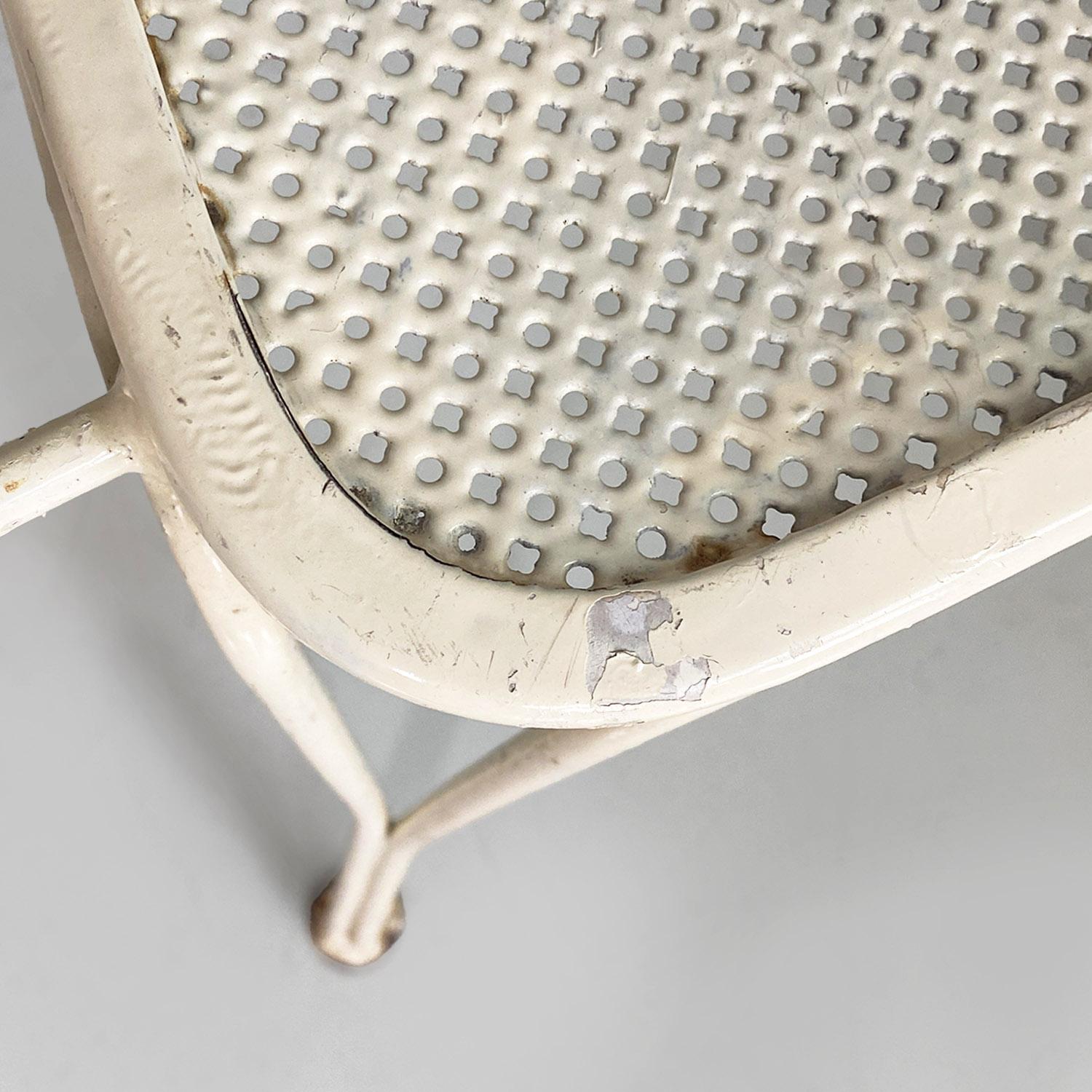 Italian mid-century four white wrought iron outdoor chairs with curls, 1960s For Sale 3