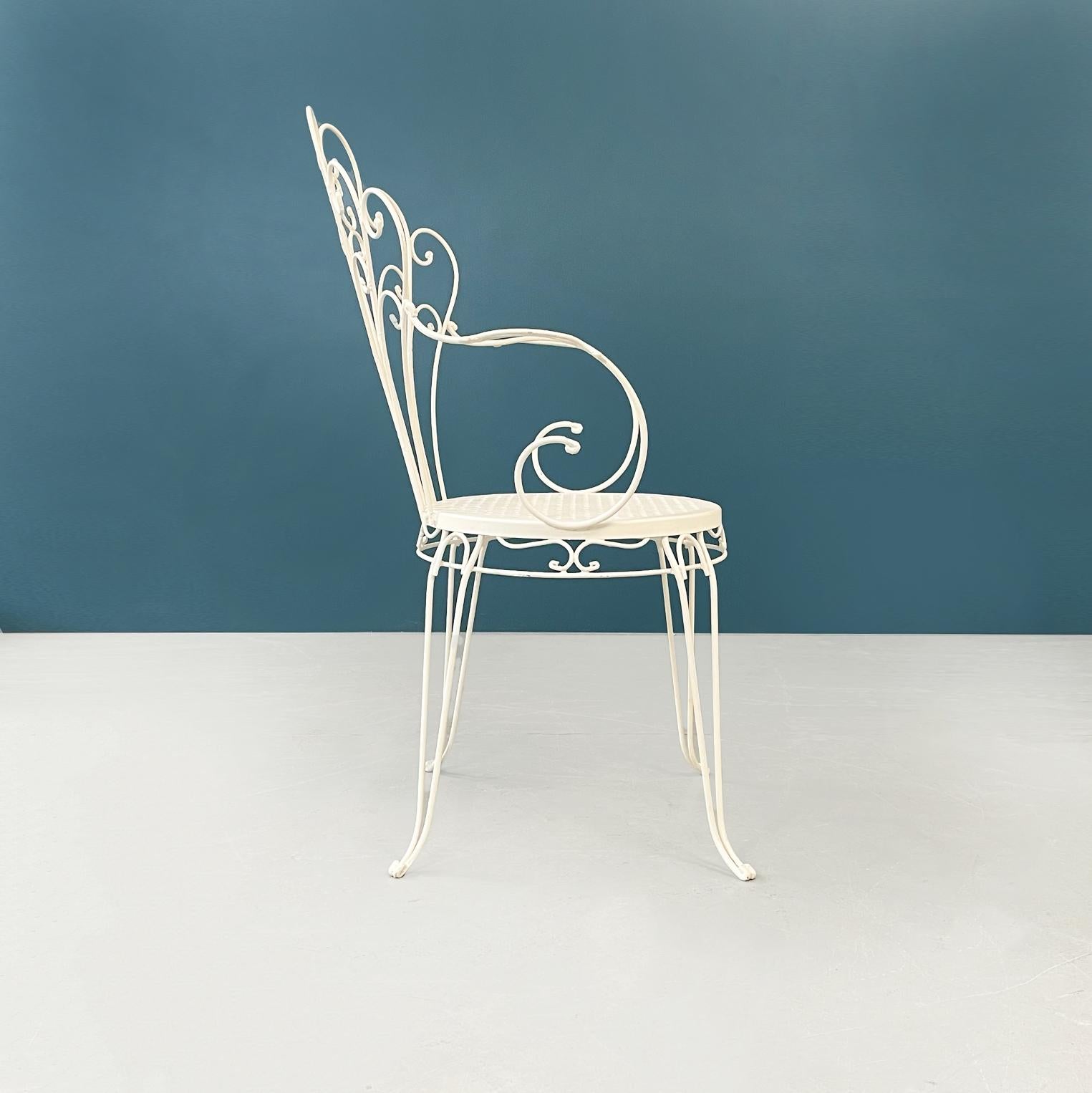 Mid-Century Modern Italian Mid-Century Garden Chairs in White Wrought Iron with Curls, 1960s For Sale