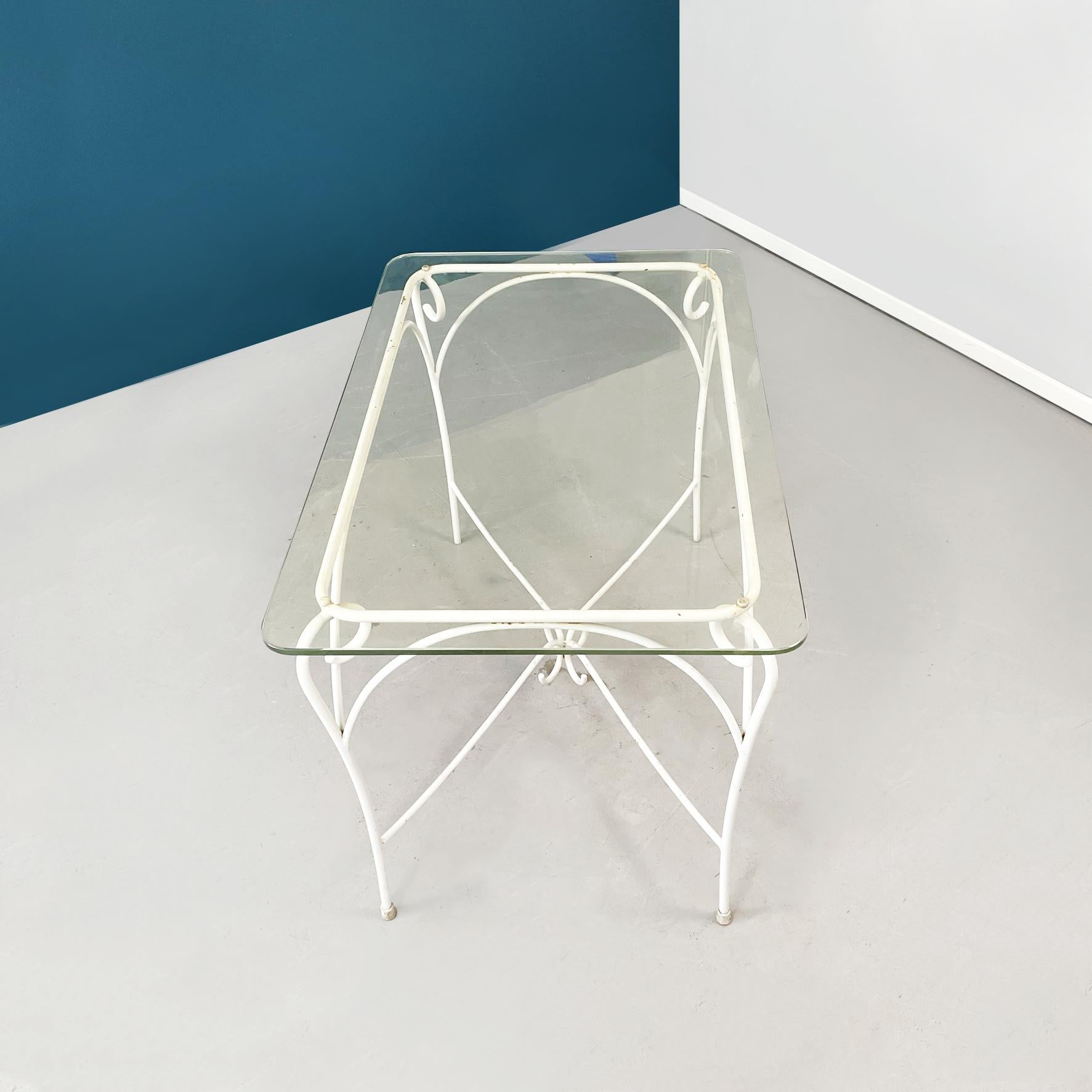 Table de jardin italienne du milieu du siècle en fer forgé blanc et verre, années 1960 Bon état - En vente à MIlano, IT