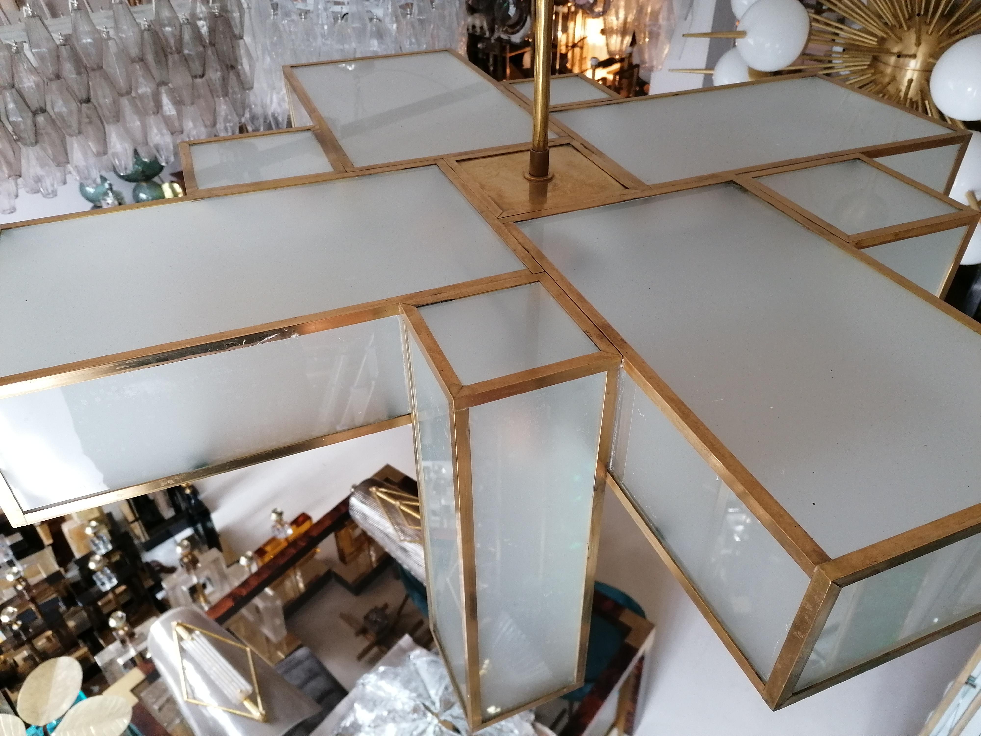 Italian Mid-Century Geometric Chandelier Brass and Frosted Glass, 1980s In Good Condition In Salzburg, AT