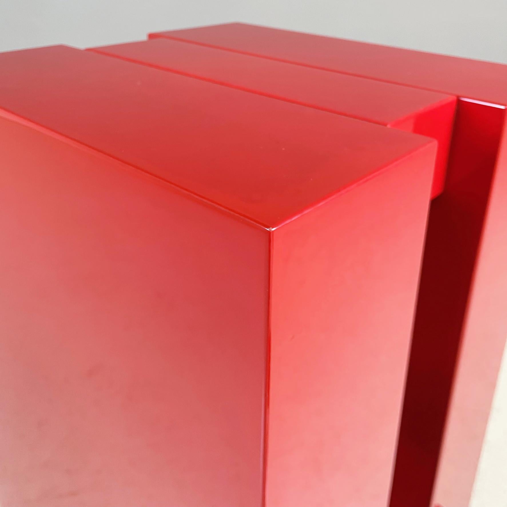 Italian Midcentury Geometric Pedestal in Red Lacquered Wood, 1980s For Sale 1
