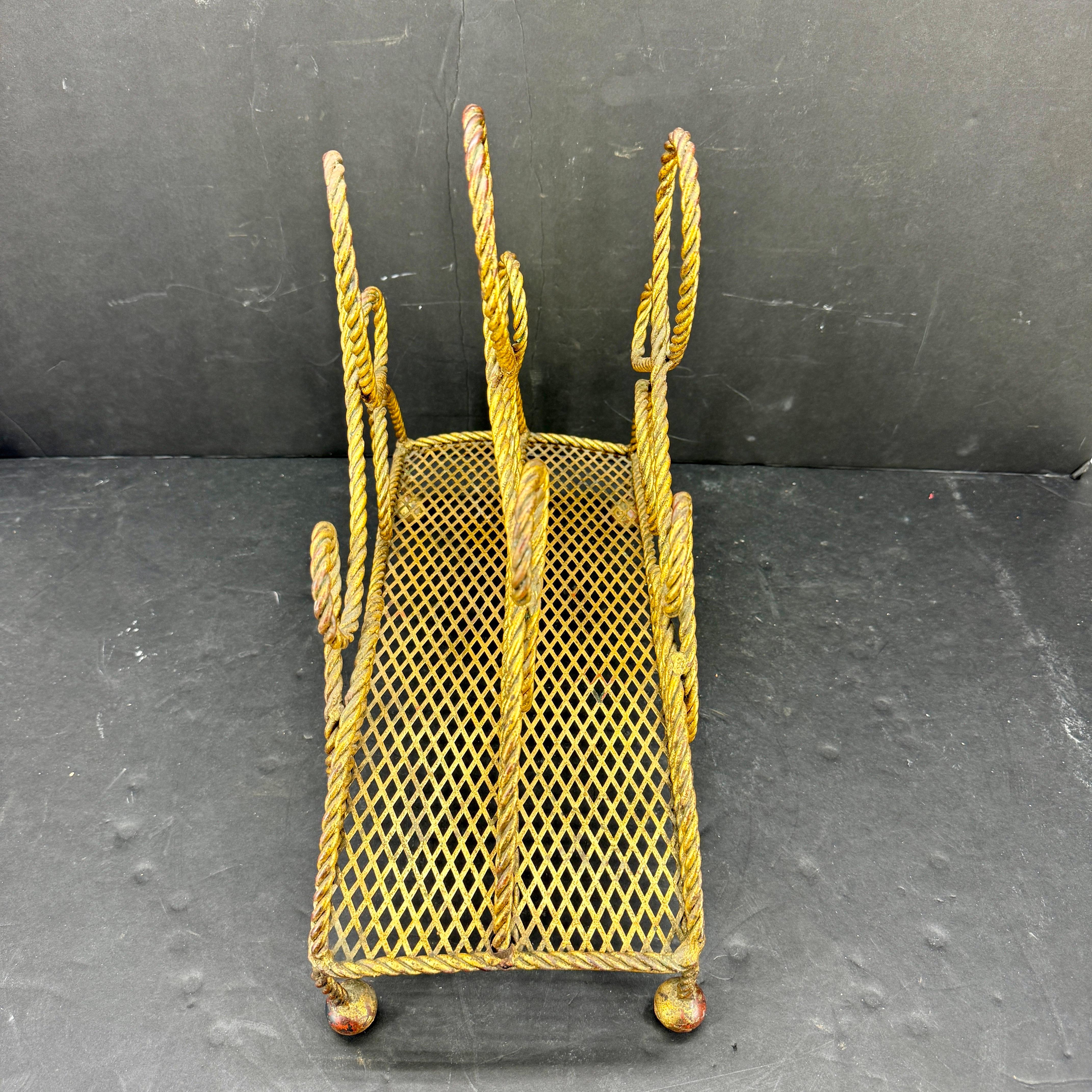 Italian Mid-Century Gilt Roped Metal Magazine Rack For Sale 7
