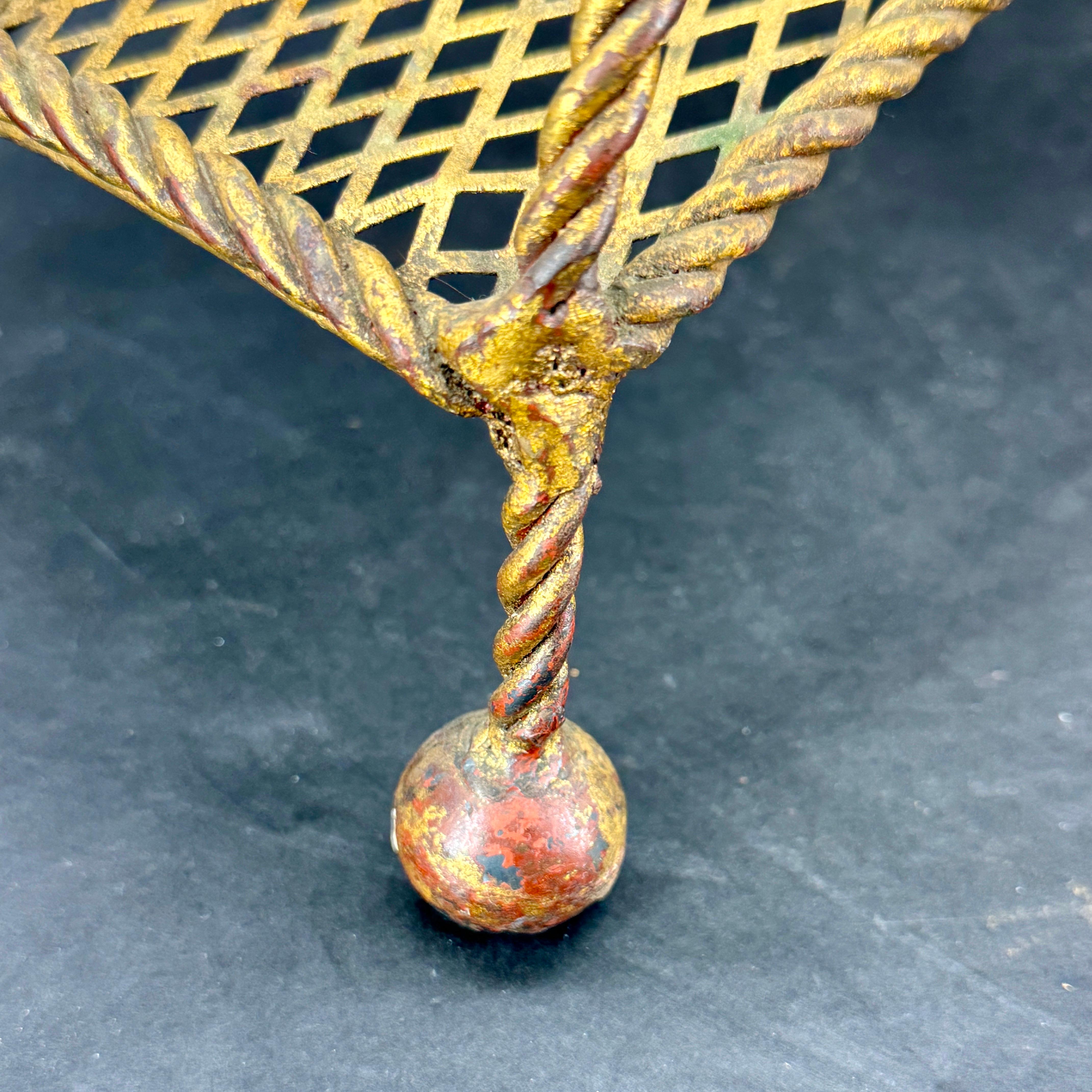Italian Mid-Century Gilt Roped Metal Magazine Rack For Sale 8