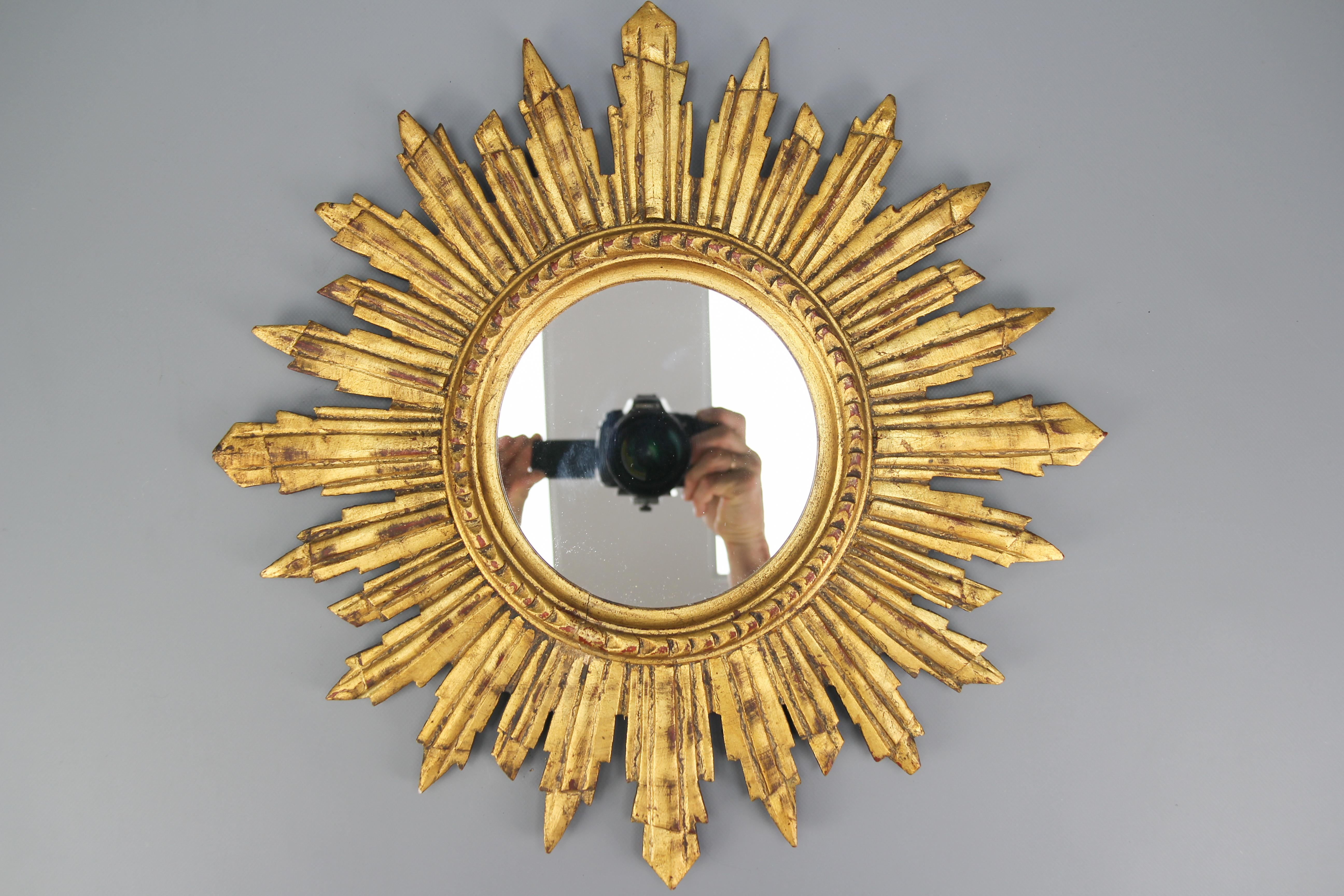 Italian Mid-Century Gilt Wood Sunburst or Sun Mirror 14