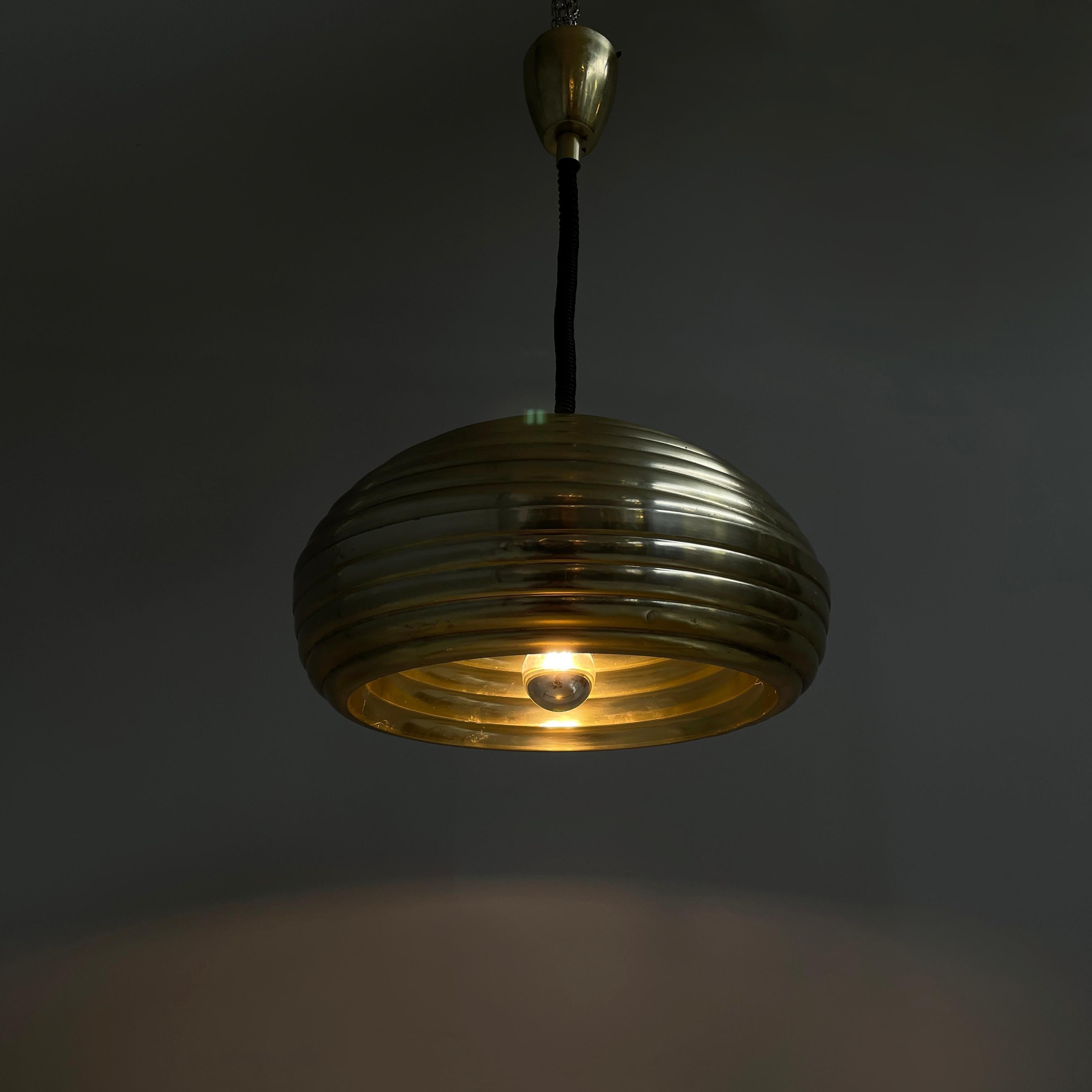 Italian mid-century gold Chandelier Splugen Brau  by Castiglioni for Flos, 1960s In Fair Condition For Sale In MIlano, IT