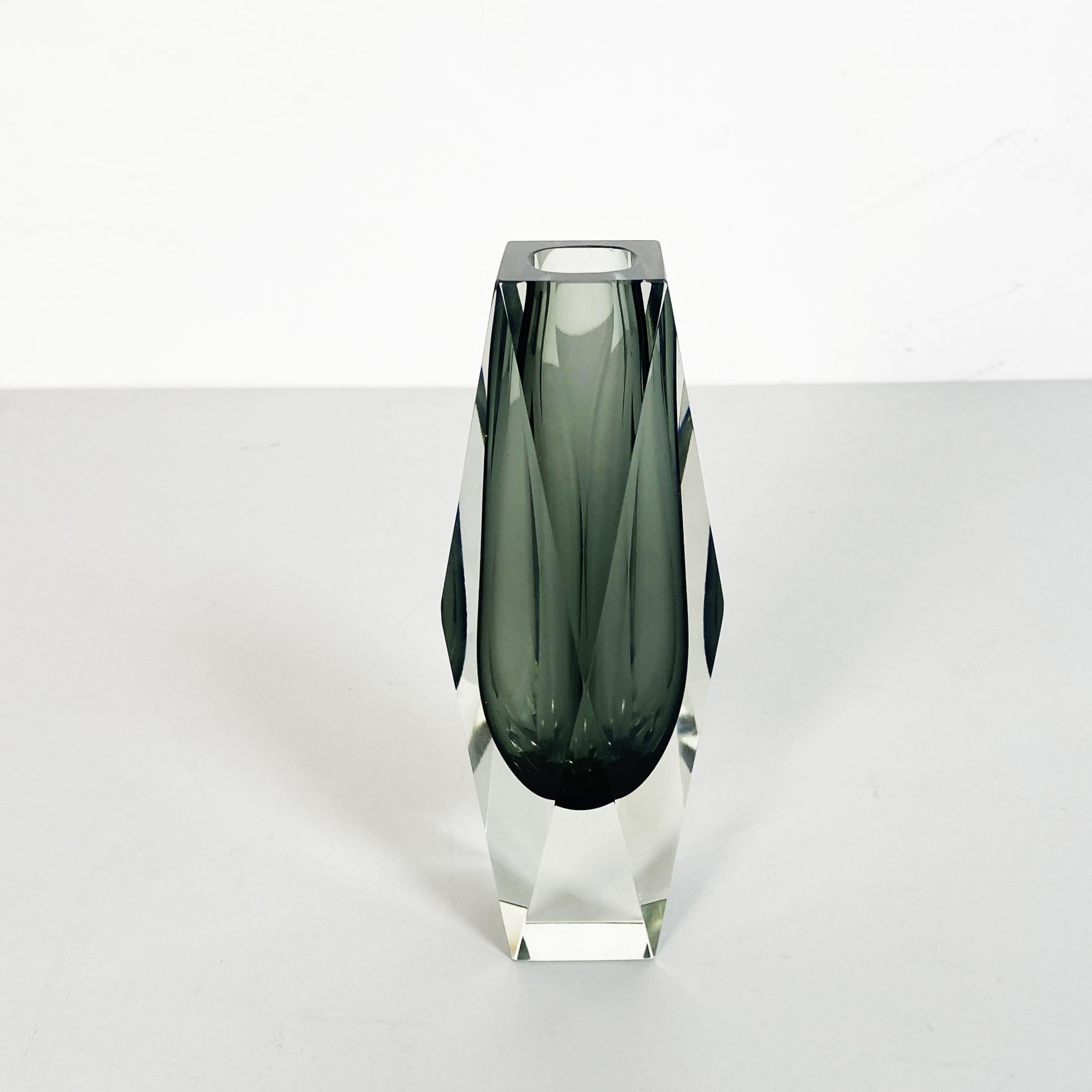 Italian Mid-Century Gray Murano Glass Vase from Sommersi Series, 1970s For Sale 2