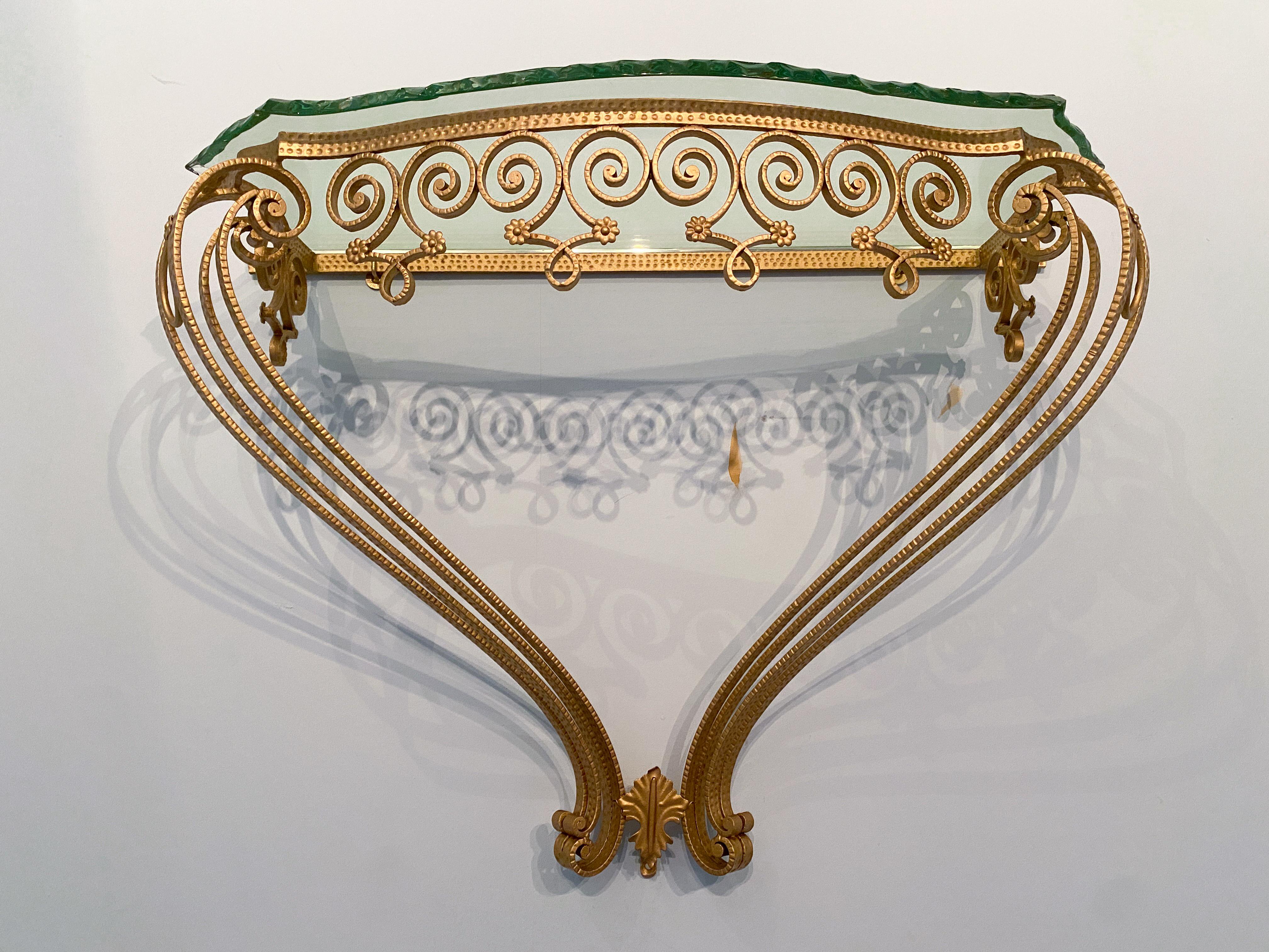 Italienischer Konsolentisch von Pier Luigi Colli aus der Mitte des Jahrhunderts, grünes Kristall, goldenes Eisen im Angebot 2