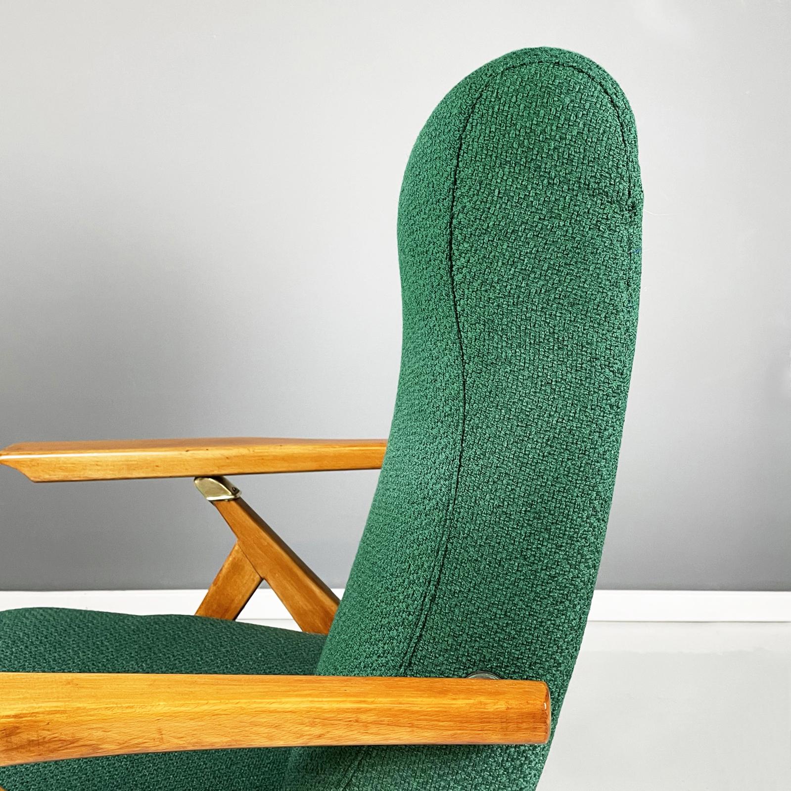 Italian Mid-Century Green Fabric Wood Reclining Armchair Antonio Gorgone, 1950 For Sale 6