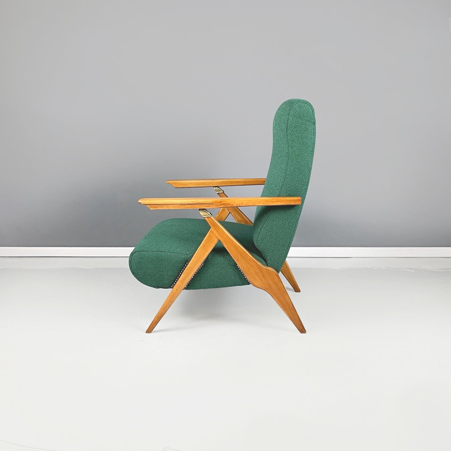 Italian Mid-Century Green Fabric Wood Reclining Armchair Antonio Gorgone, 1950 In Good Condition For Sale In MIlano, IT