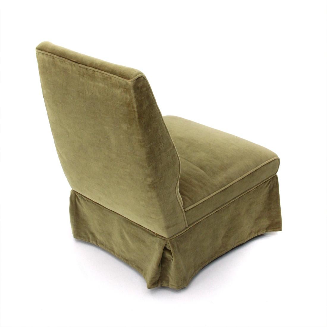 Italian Mid-Century Green Velvet Armchair, 1950s In Good Condition In Savona, IT