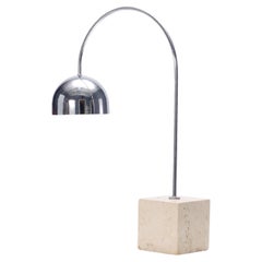 Lampada ad arco Guzzini della metà del secolo scorso