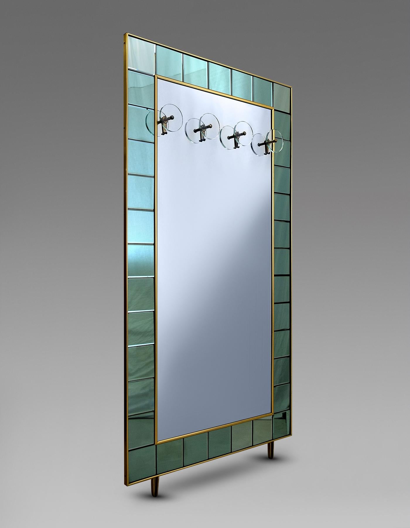 Italian Mid Century Hallway Entrance Mirror Coat Rack In Good Condition For Sale In Weesp, NL