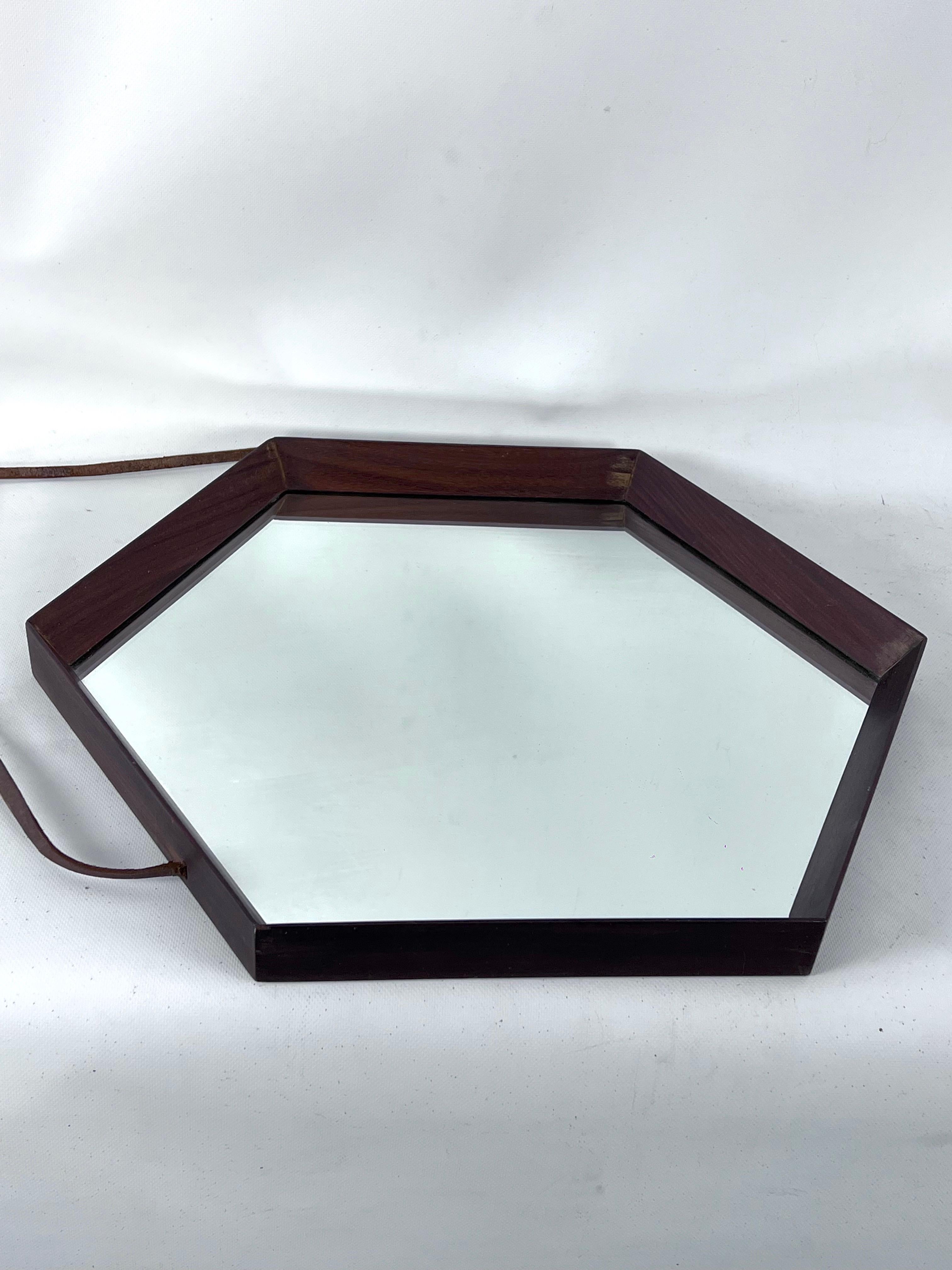 Miroir mural hexagonal italien en bois du milieu du siècle dernier en vente 4