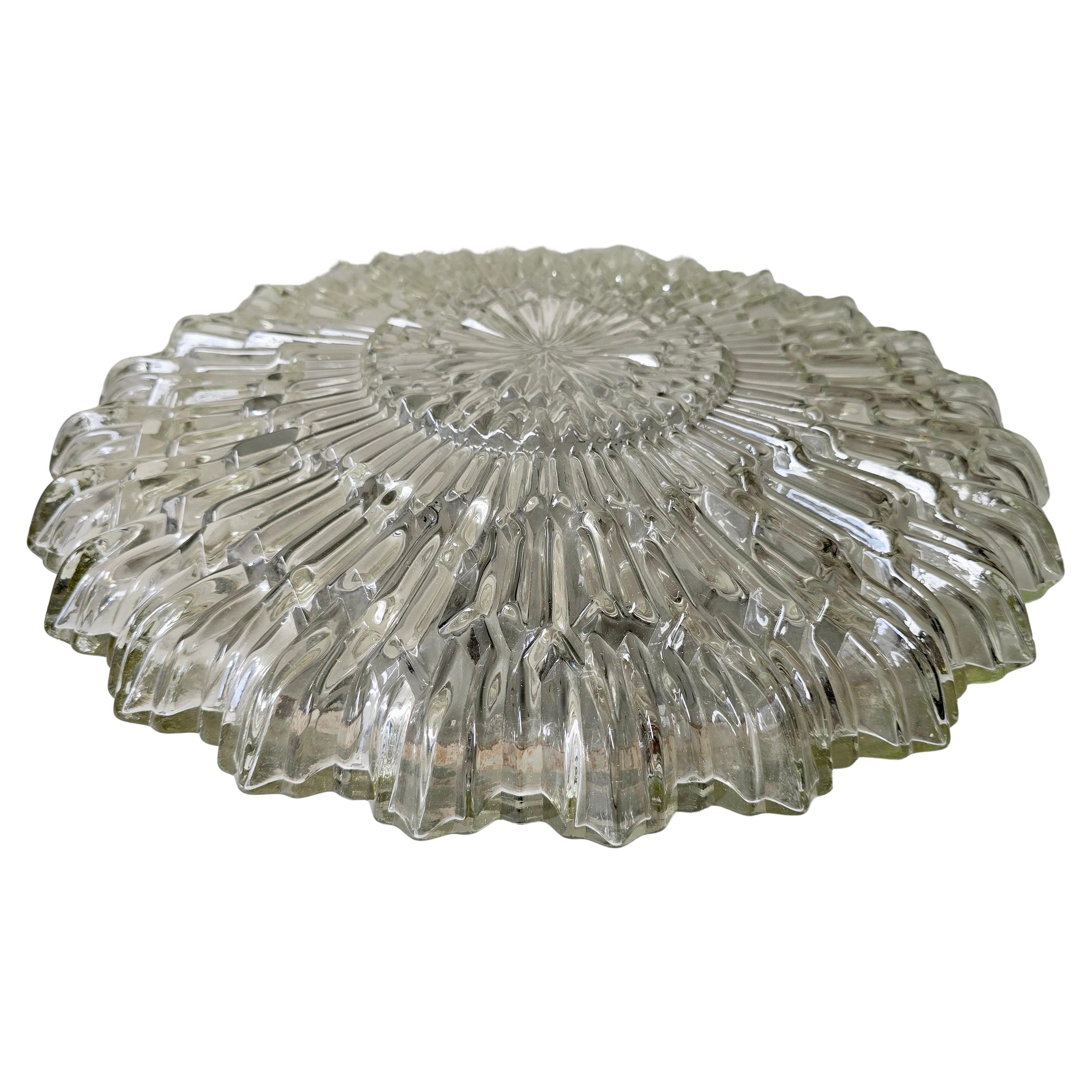 Mid-Century Modern Plafonnier en verre glacé italien du milieu du siècle, Ø 41 cm, années 1960 en vente