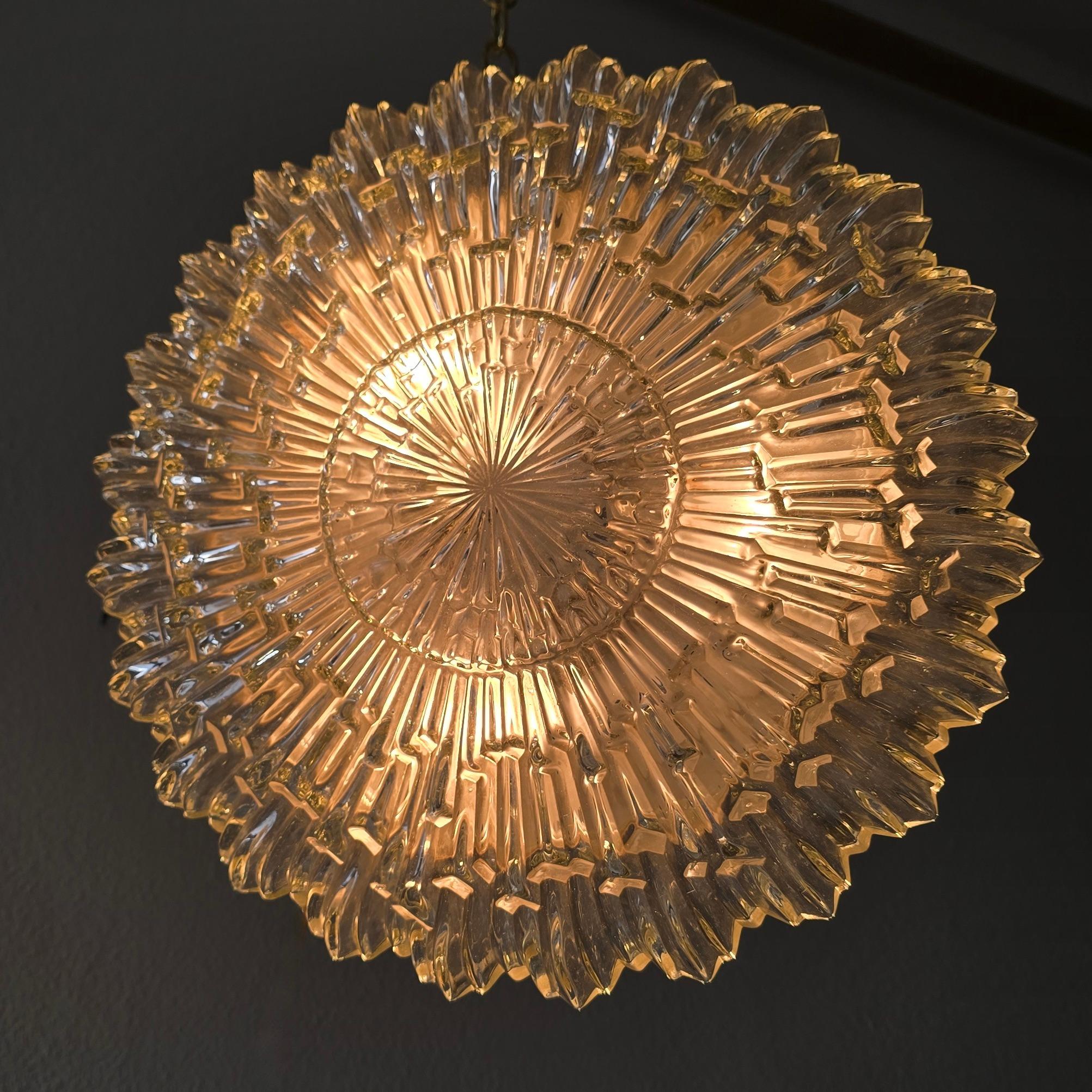 Métal Plafonnier en verre glacé italien du milieu du siècle, Ø 41 cm, années 1960 en vente