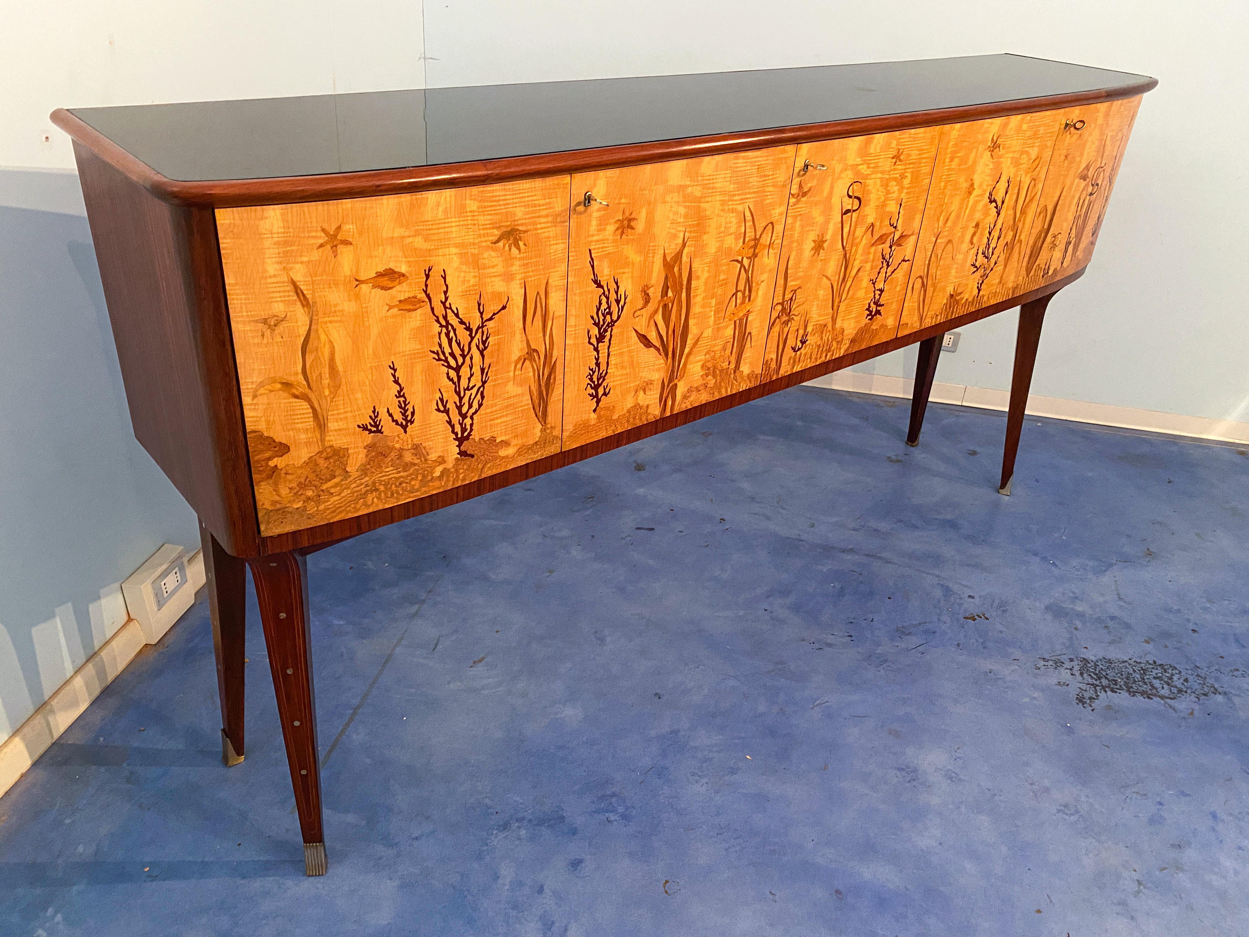 Italian Midcentury Inlaid Maple Sideboard by Andrea Gusmai, 1950s For Sale 7