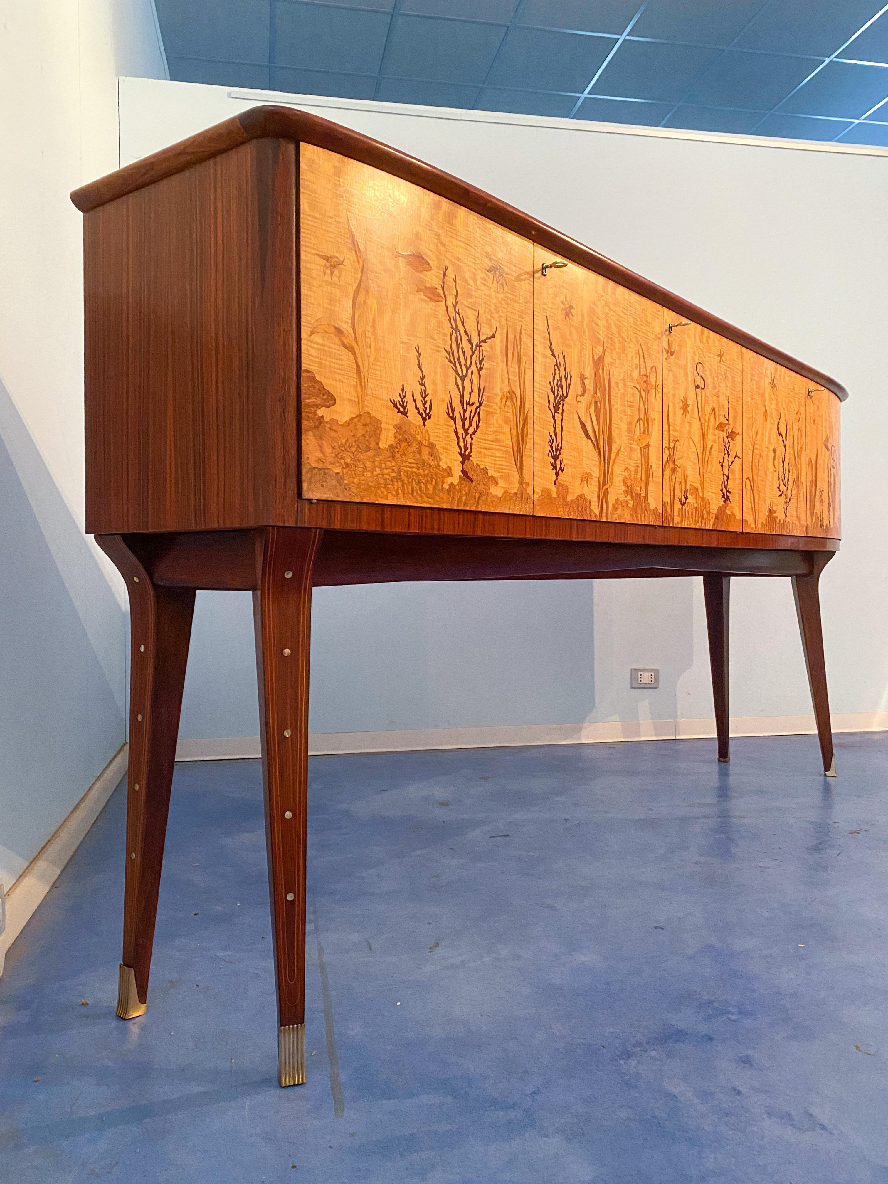 Hand-Crafted Italian Midcentury Inlaid Maple Sideboard by Andrea Gusmai, 1950s For Sale