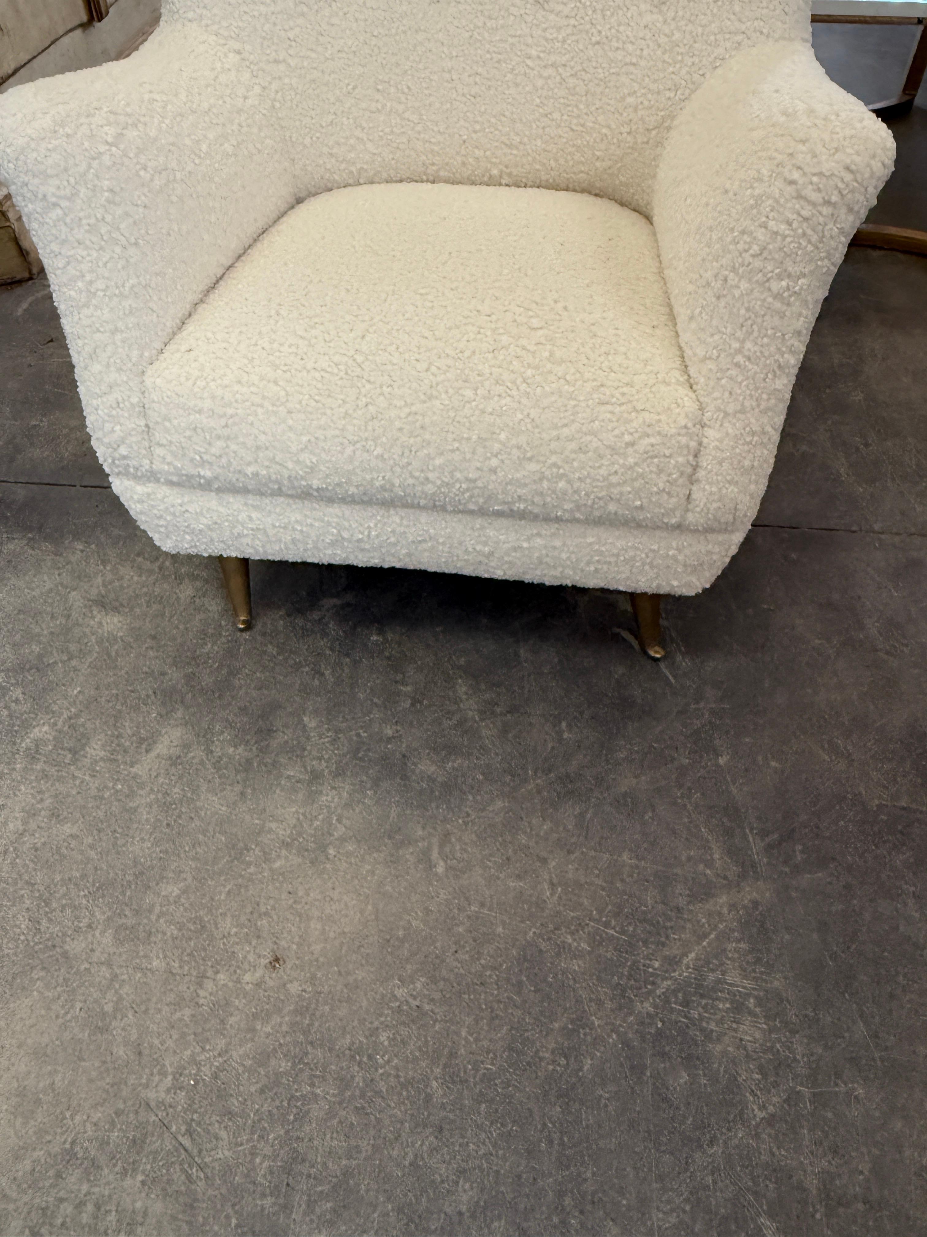Sedie ISA Bergamo del Mid Century con rivestimento in boucle in vendita 2