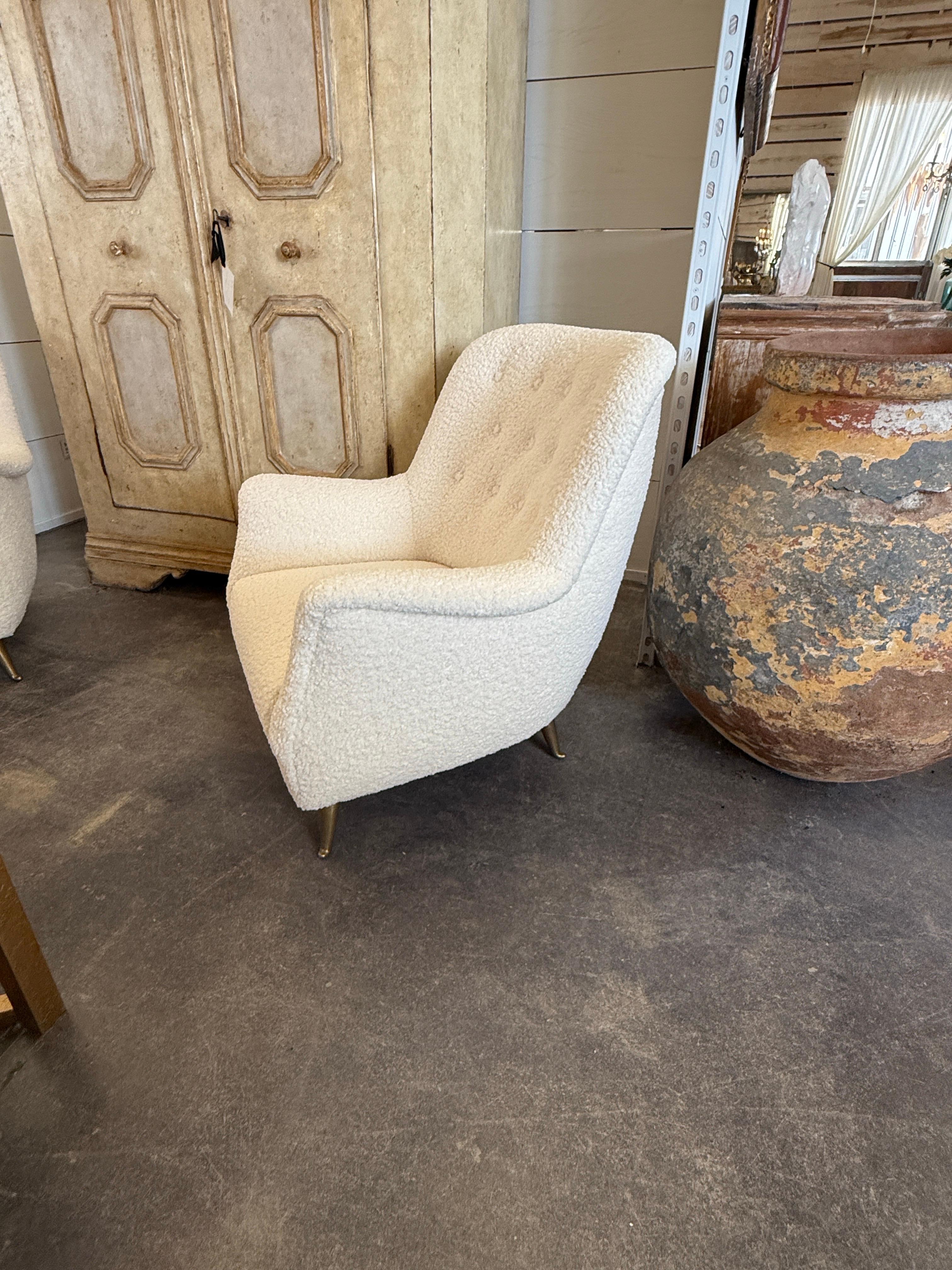Sedie ISA Bergamo del Mid Century con rivestimento in boucle in vendita 4