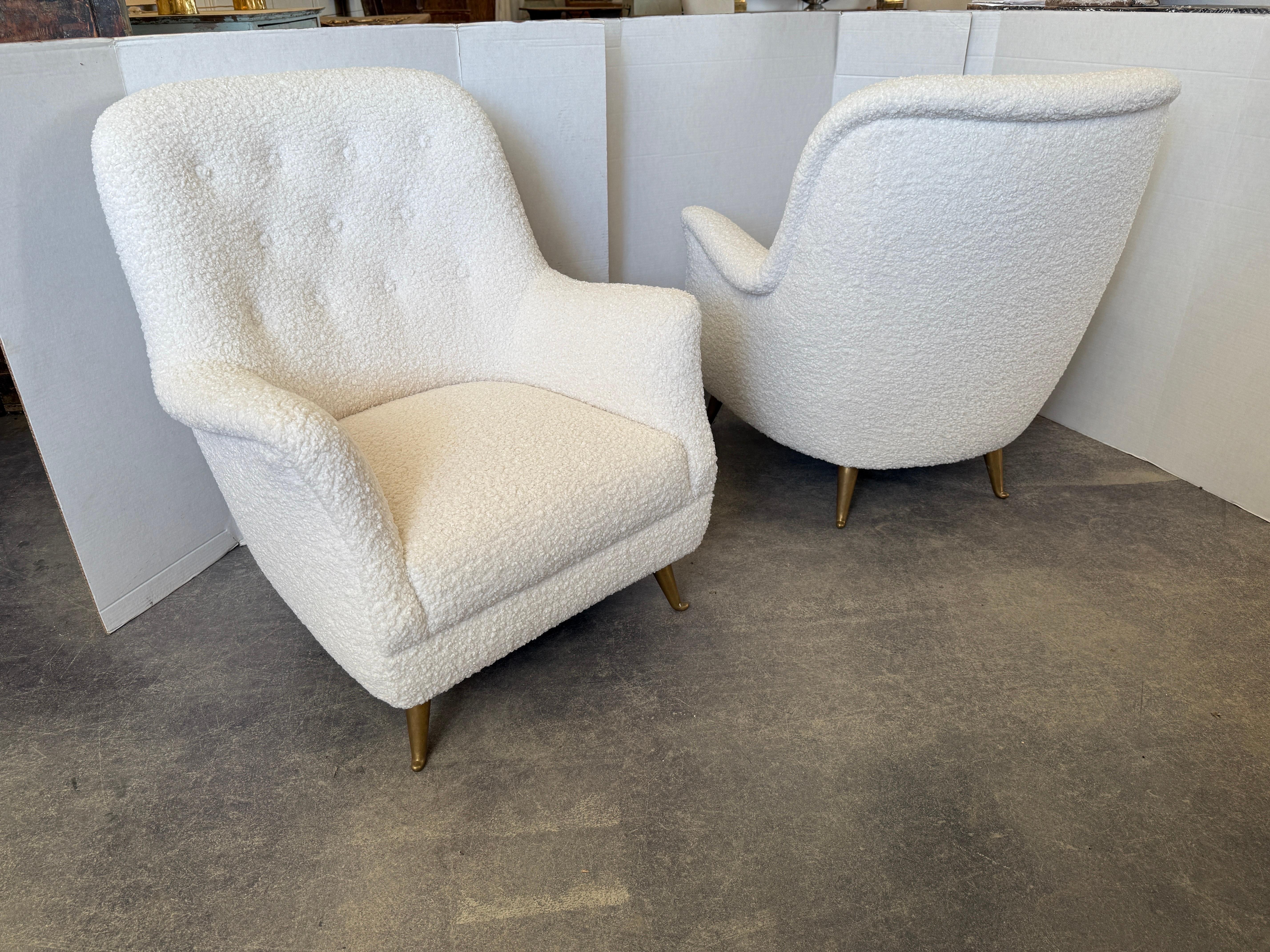 Mid-Century moderno Sedie ISA Bergamo del Mid Century con rivestimento in boucle in vendita